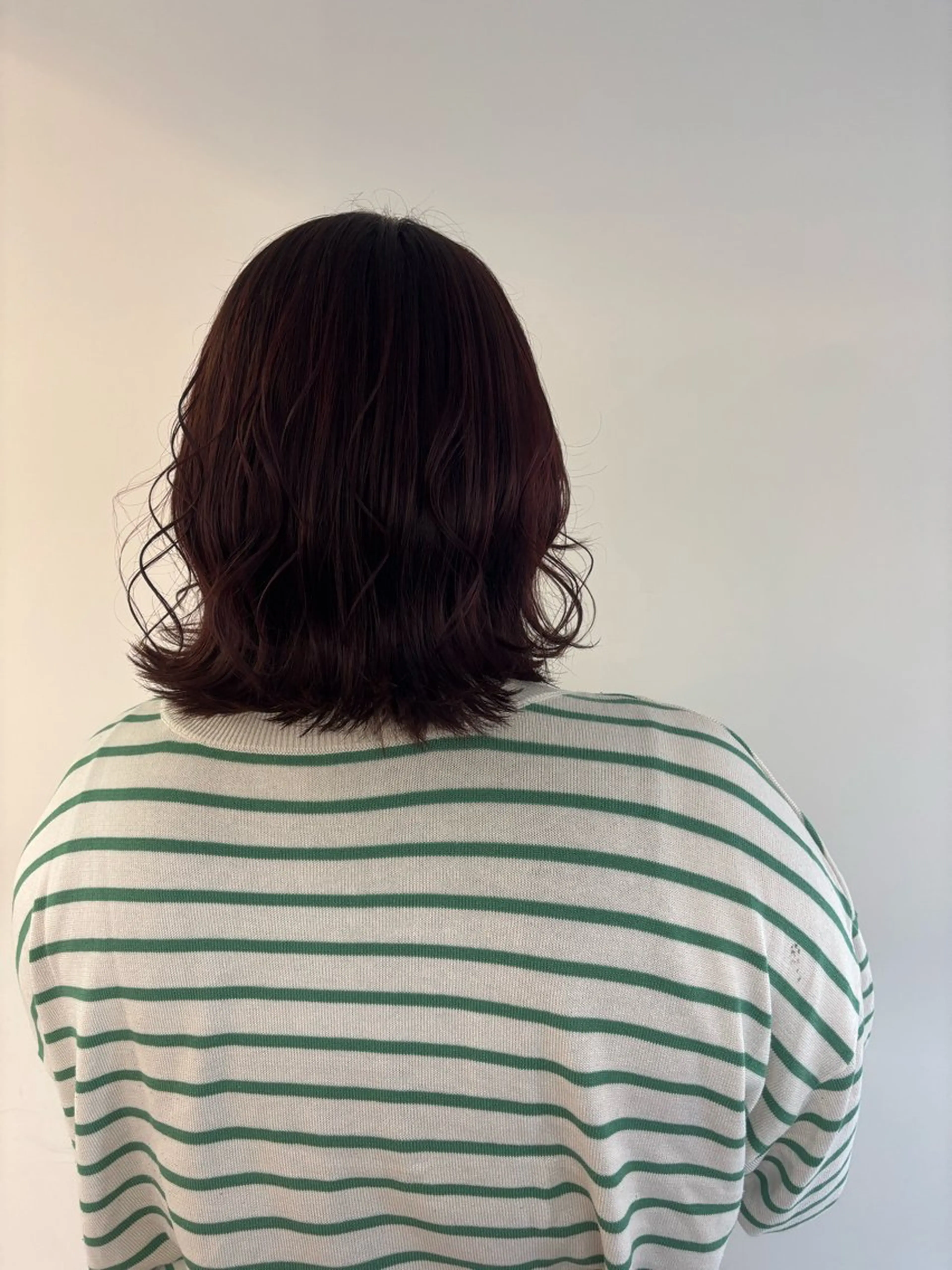 ショート ヘアカラー 小嶋 咲輝のヘアスタイル