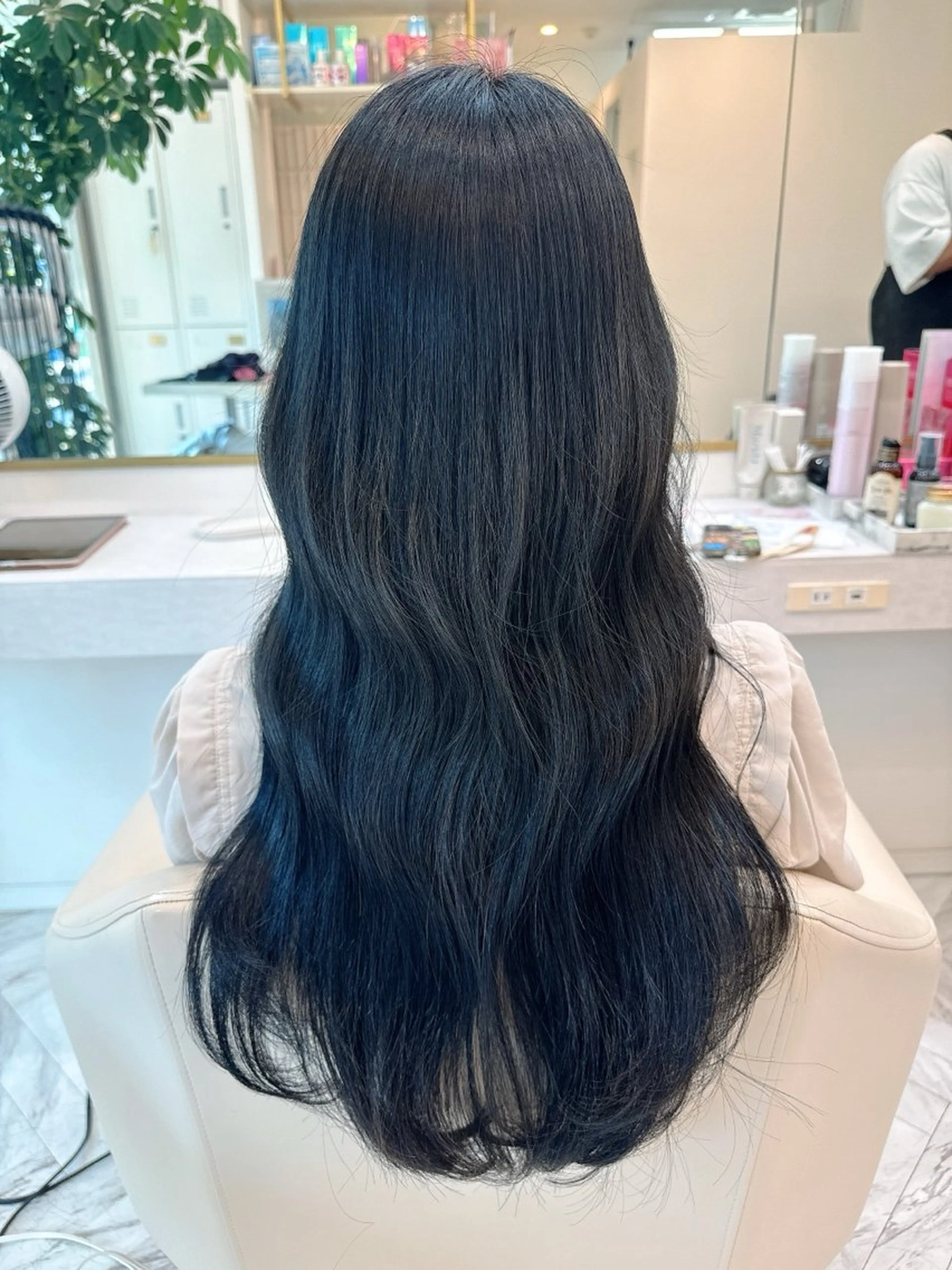 ロング カラー Qmee所属・Shun 透明感カラ ー/似合わせカットのヘアスタイル