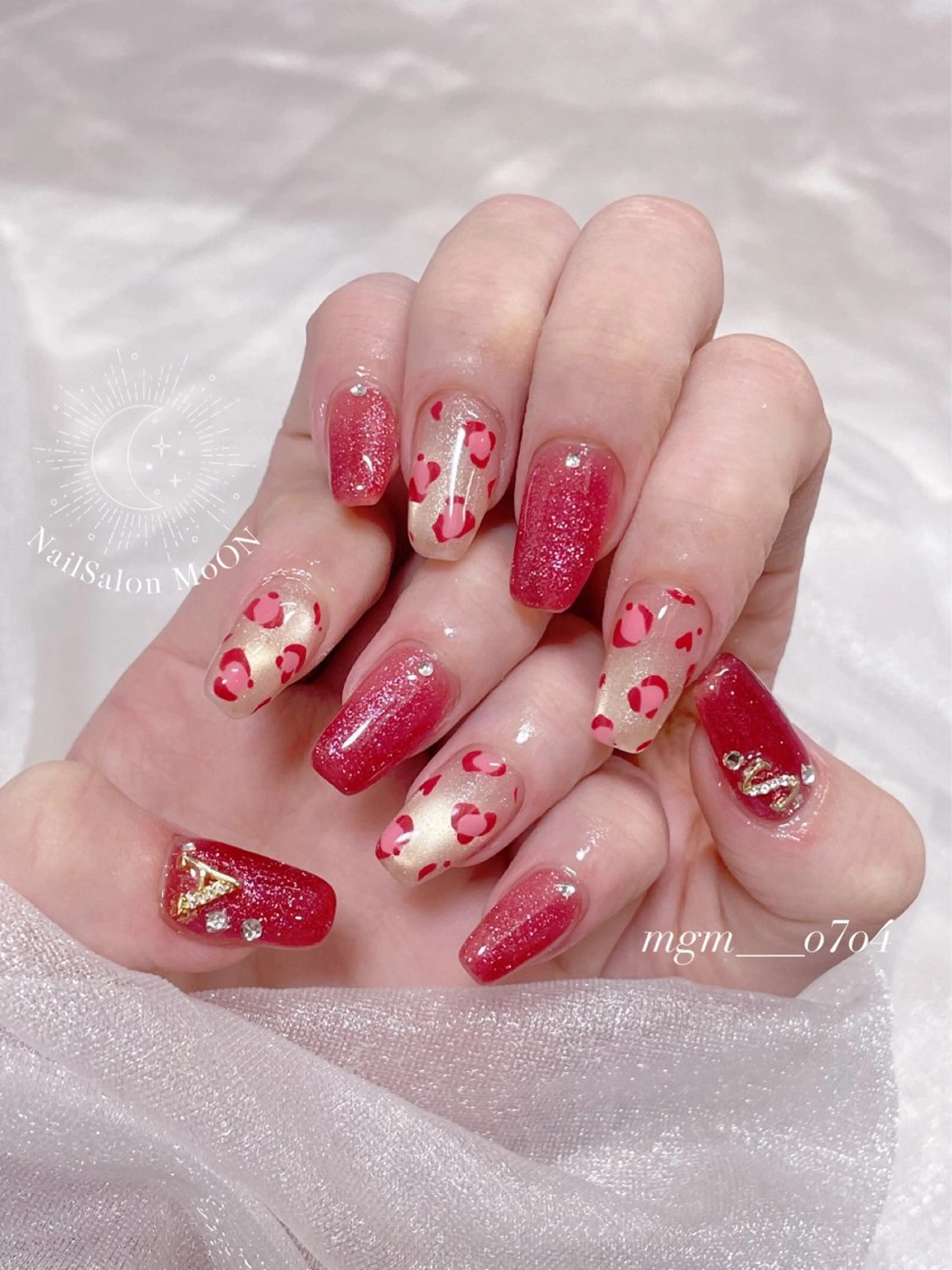 ハンドネイル ハンドケア MoON...❤︎ MeGuのネイルデザイン