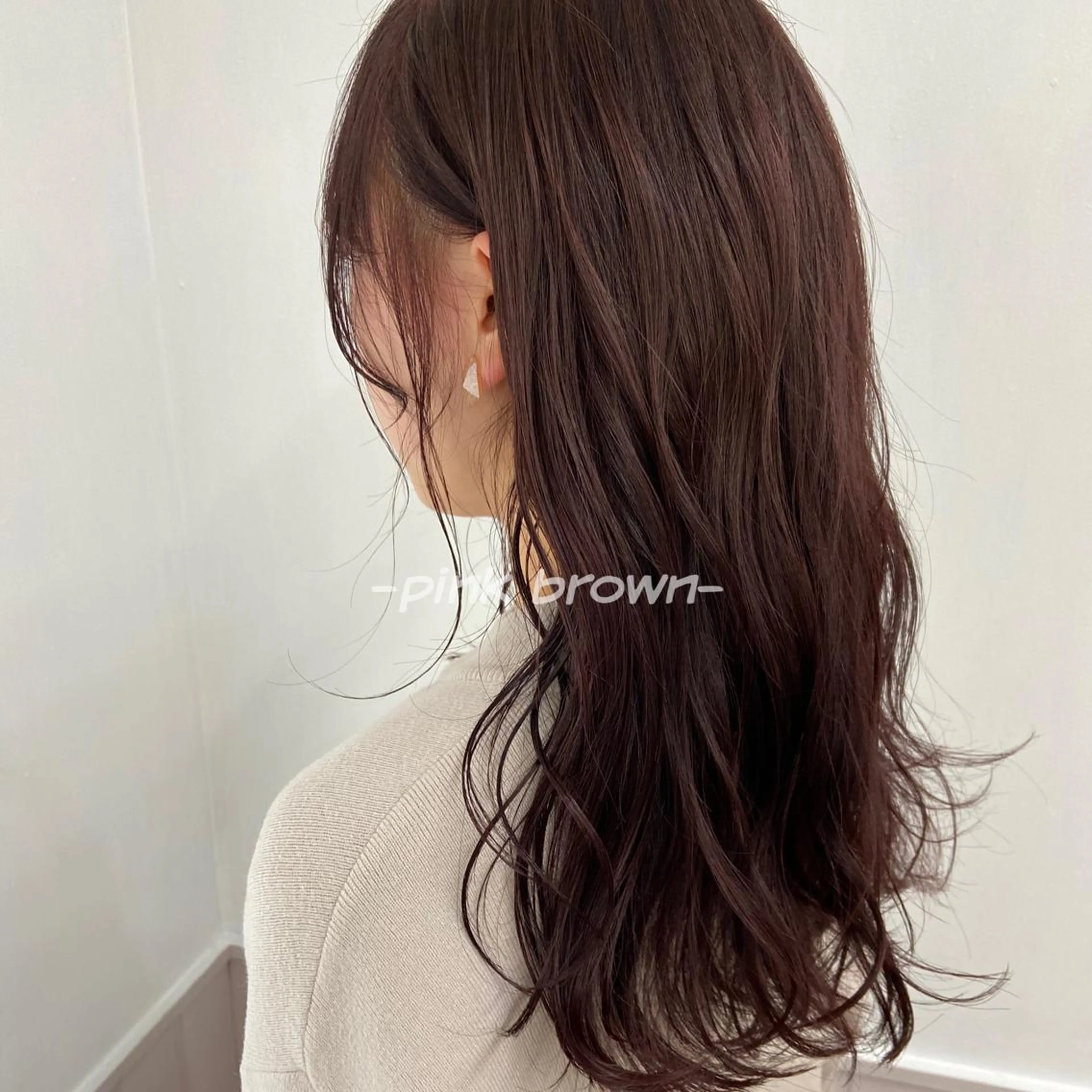 セミロング カラー パーマ ヘアアレンジ メンズ キッズ ネイル マツエク・マツパ 横浜Bob美容師🤎 ERINAのヘアスタイル