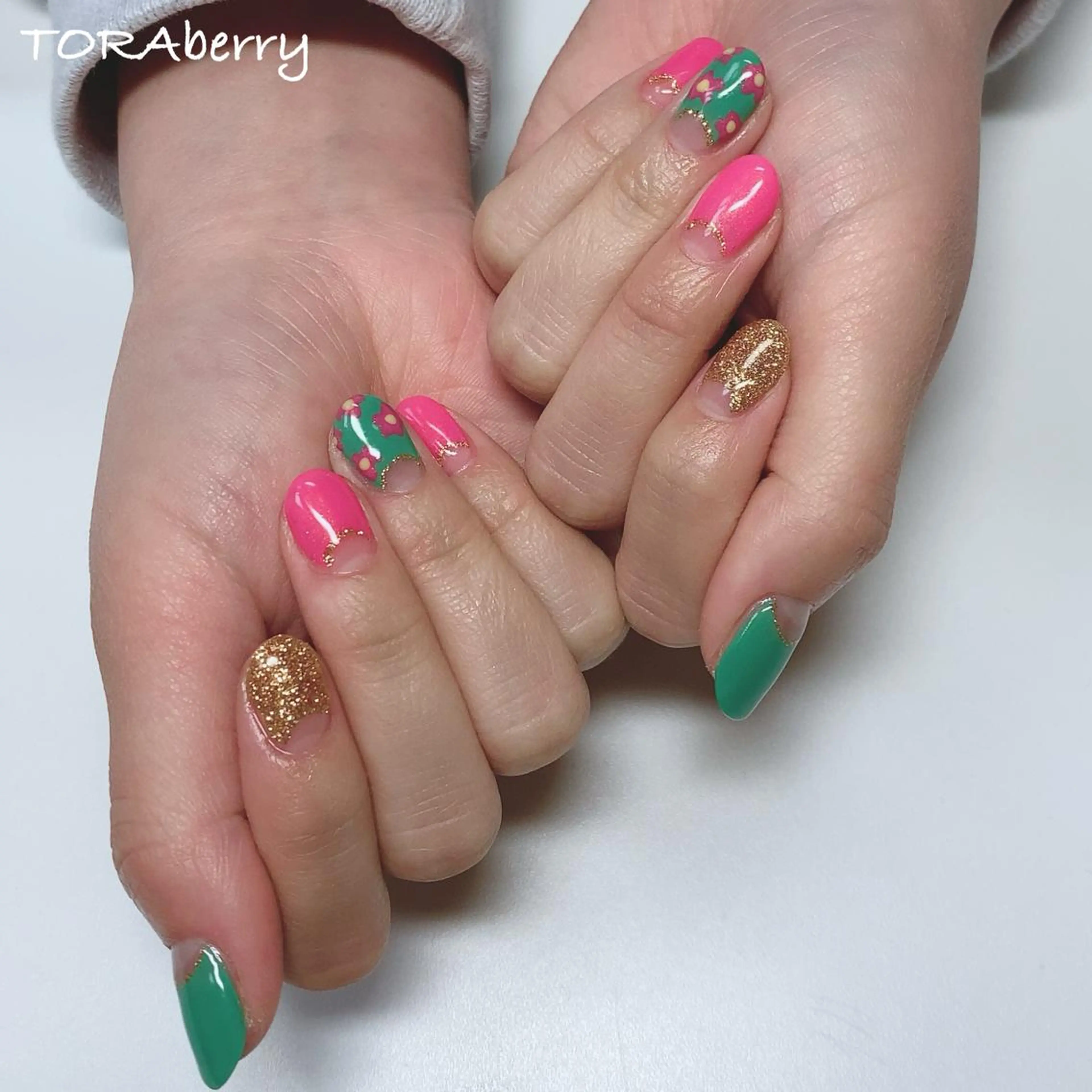 ネイル ハンドネイル ネイリスト なつみのネイルデザイン