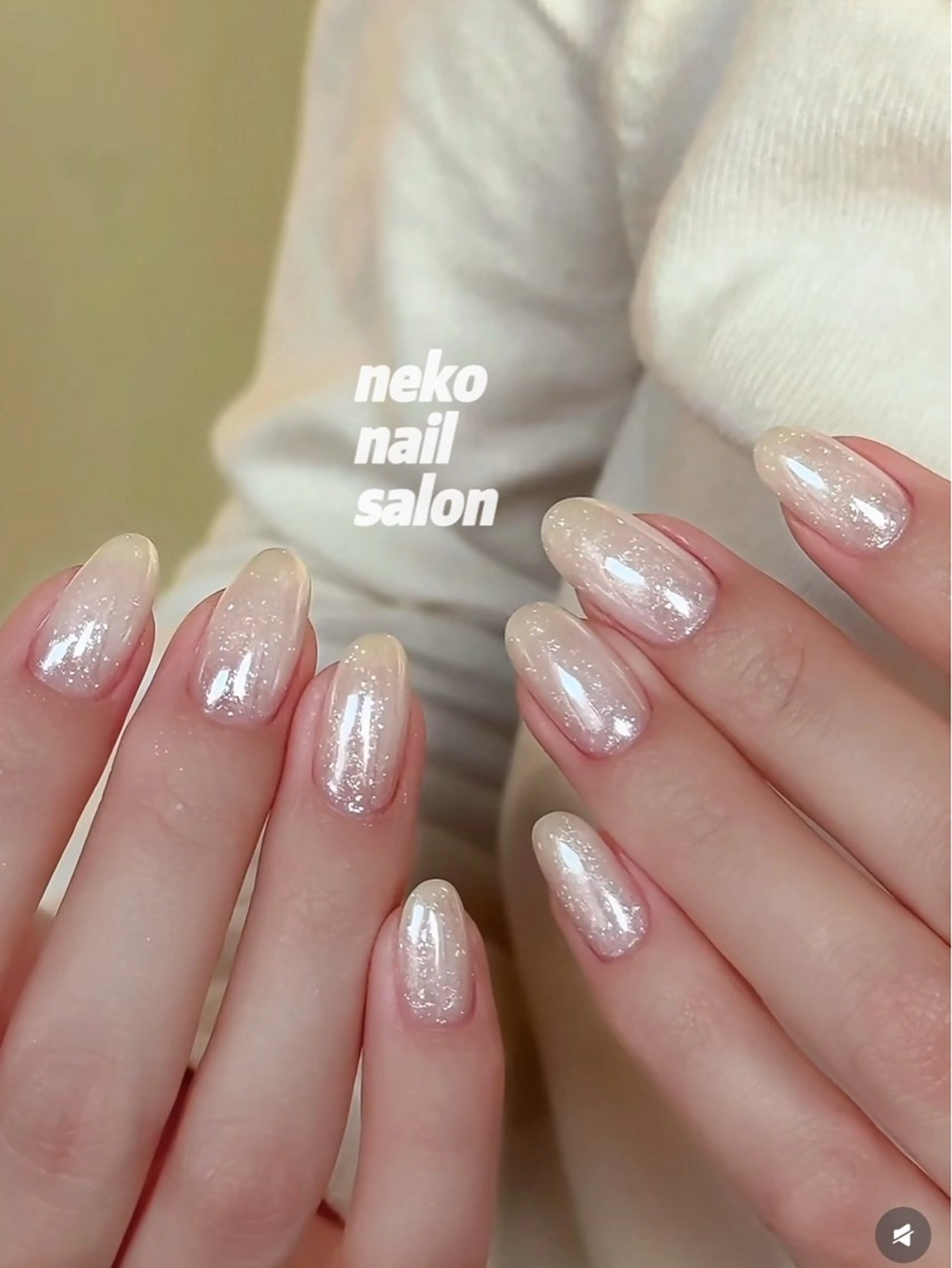 ネイル オーロラネイル フラッシュネイル ハンドネイル neko nail所属・neko nailのネイルデザイン