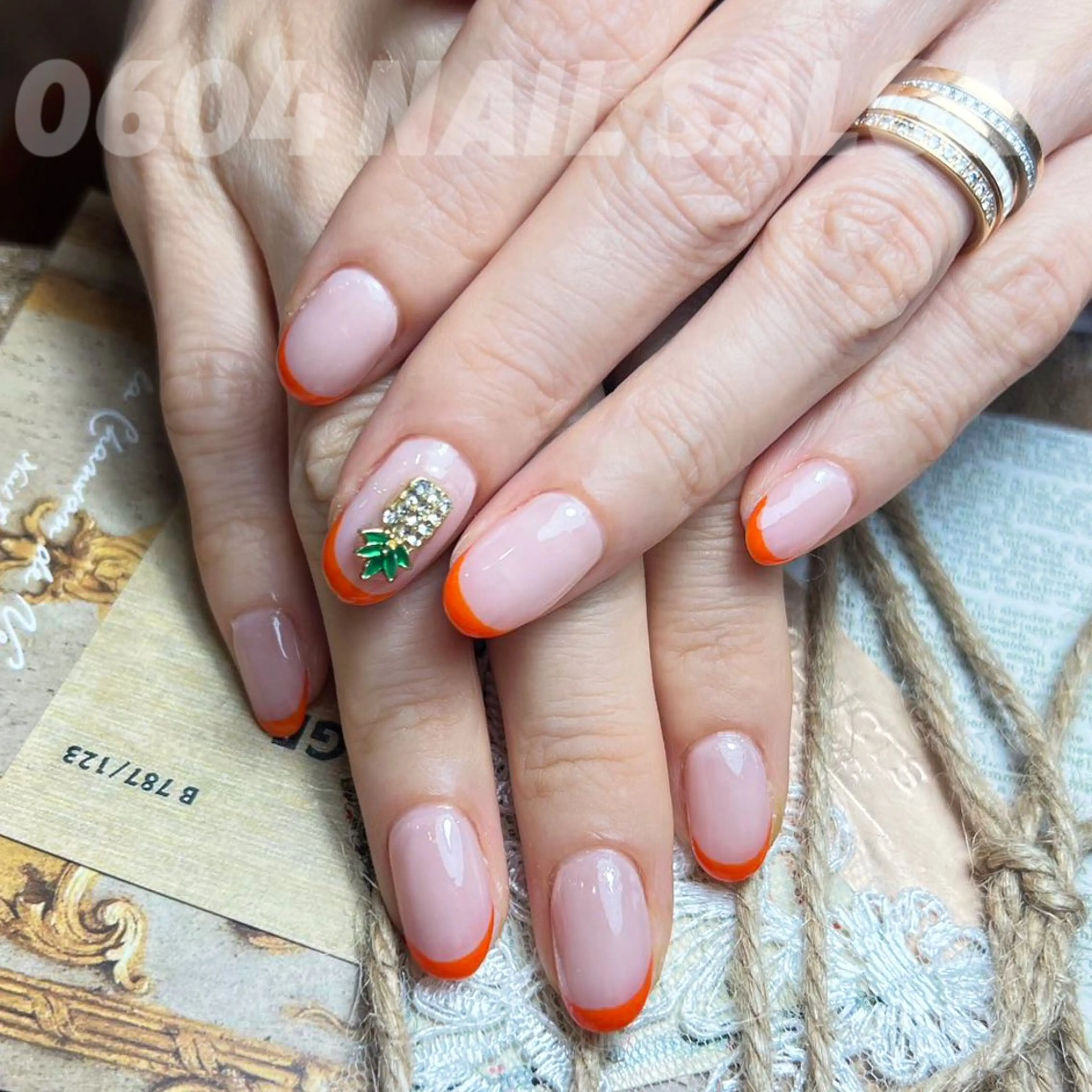 ネイル フレンチネイル ishiro 🍂のネイルデザイン