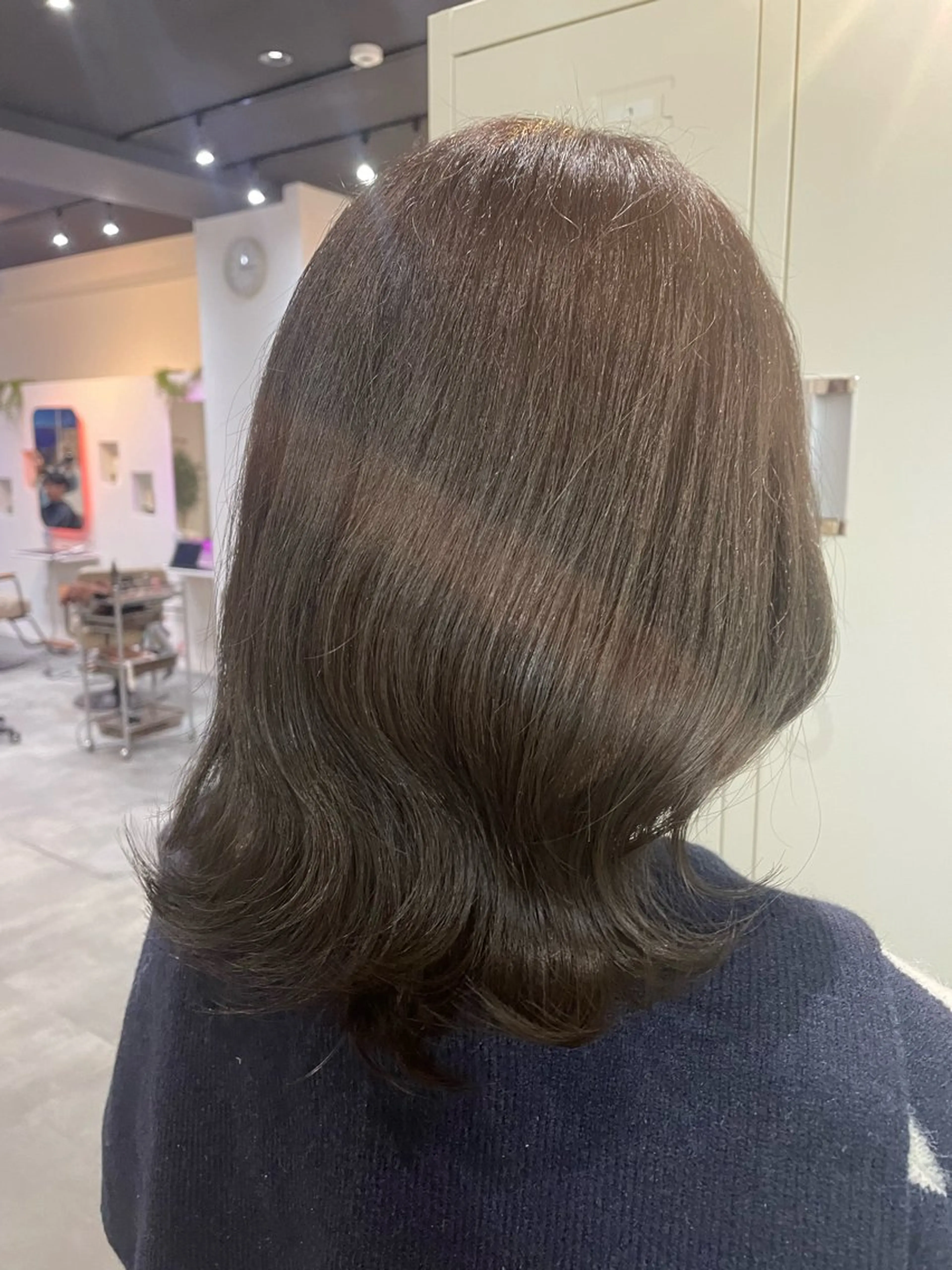 ミディアム 伸ばしかけ 似合わせスタイル🪮 🌿まなべさとみ🌿のヘアスタイル