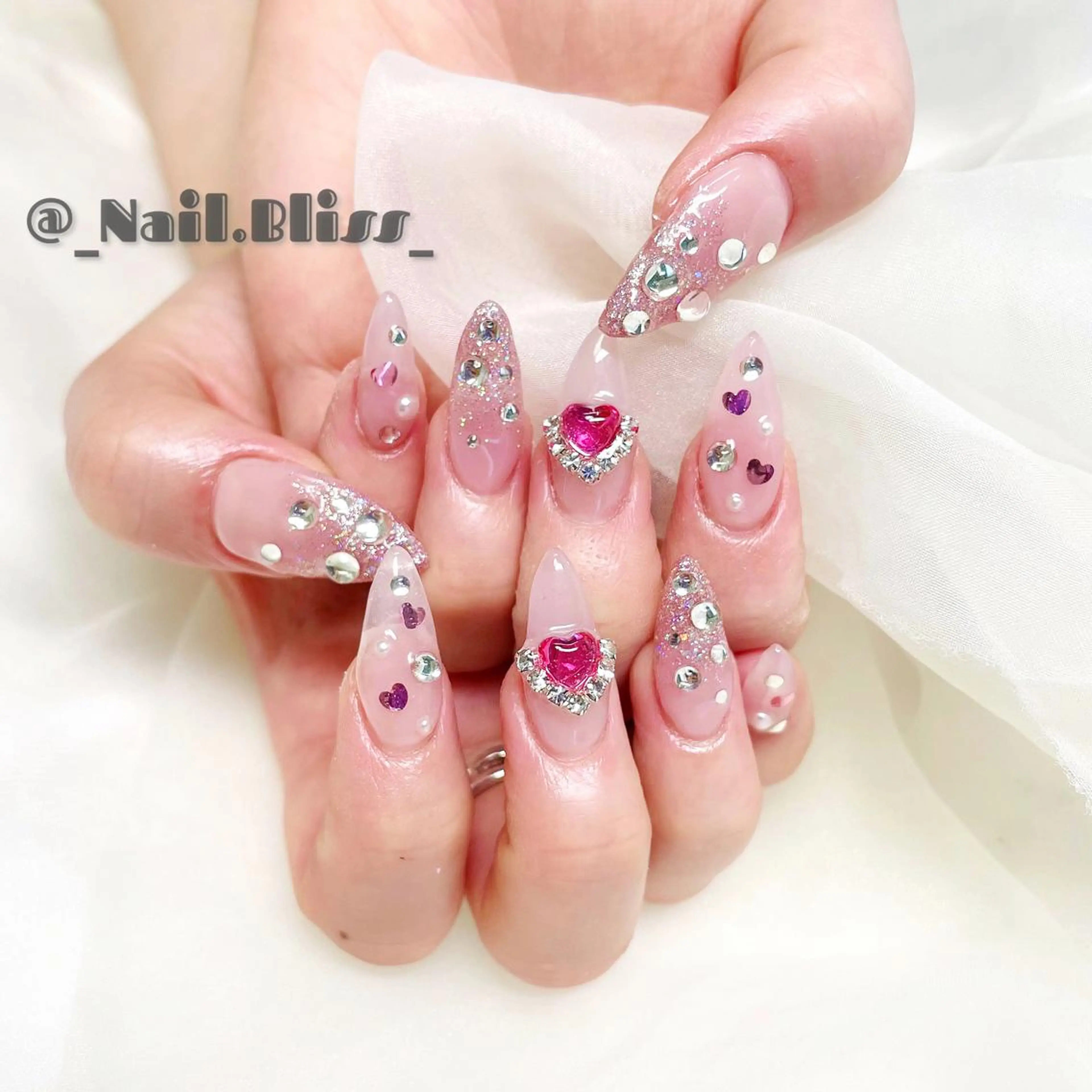 ネイル ハンドネイル NAIL BLISSのネイルデザイン