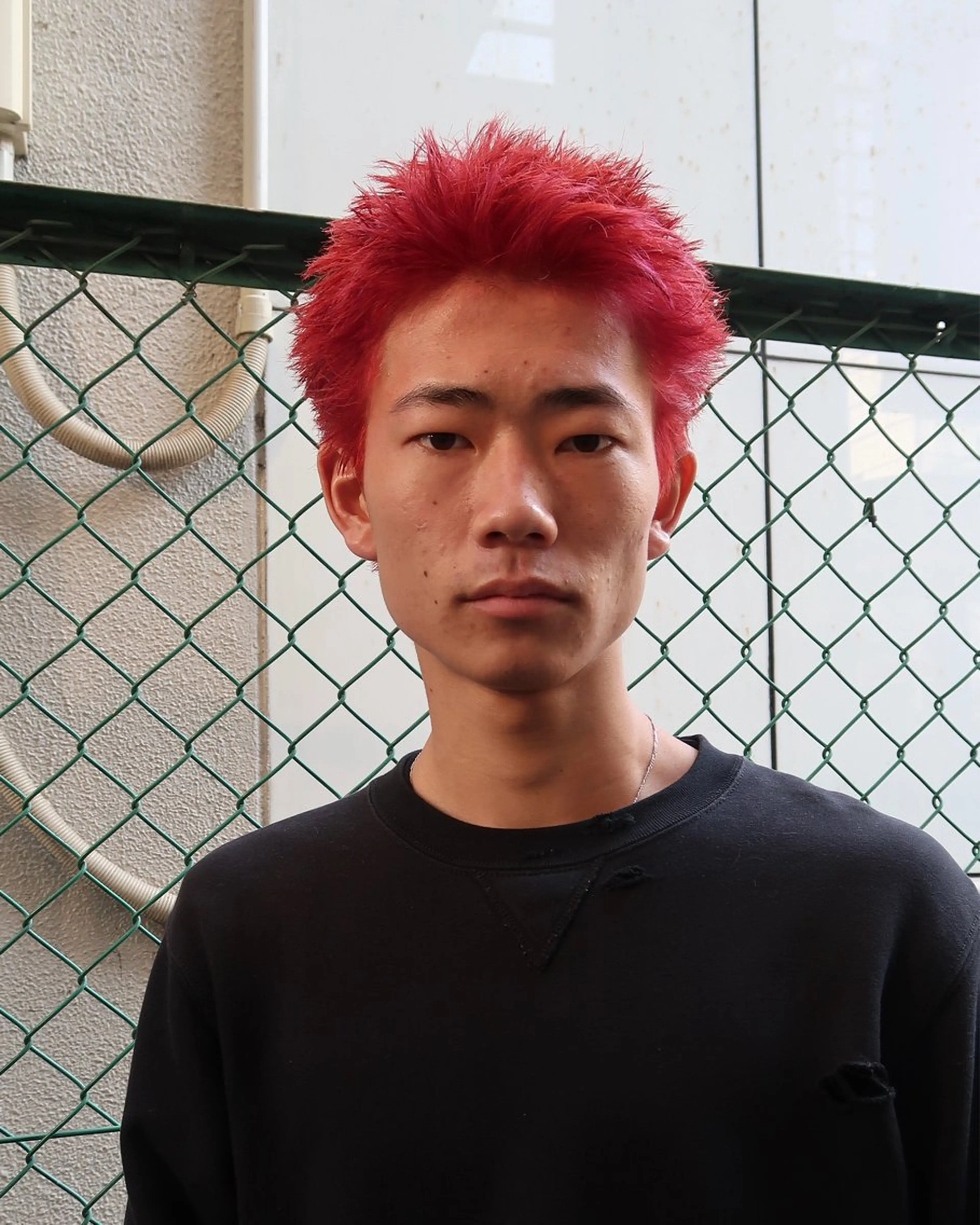 ショート カラー メンズ メンズブリーチ メンズハイトーン メンズインナーカラー ブリーチ ケアブリーチ Rei/ 縮毛矯正/ ハイライトカラー募集のヘアスタイル