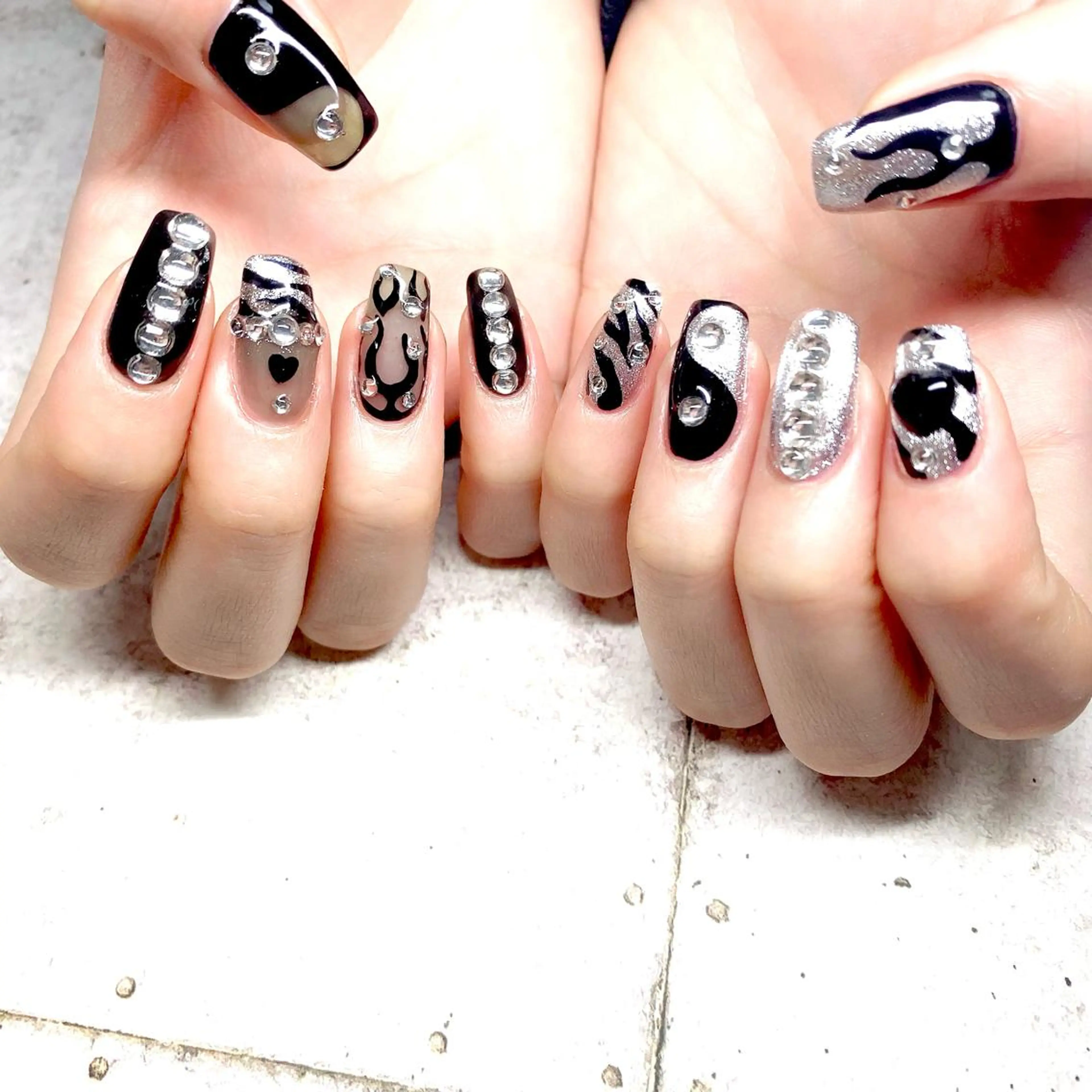 ネイル Wiznail MISATOのネイルデザイン