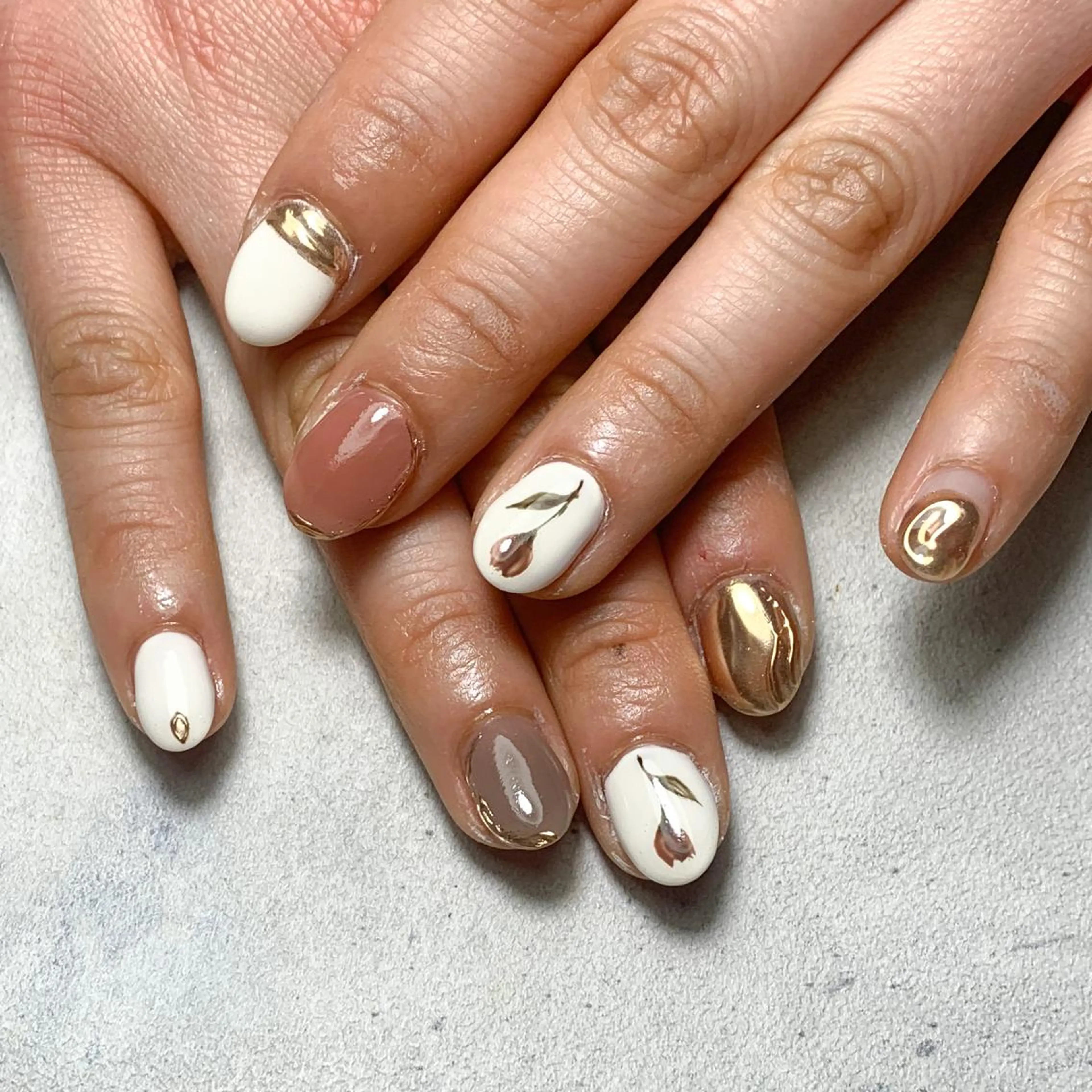 ネイル atelier　FIORITURA所属・FIORITURA aiのネイルデザイン