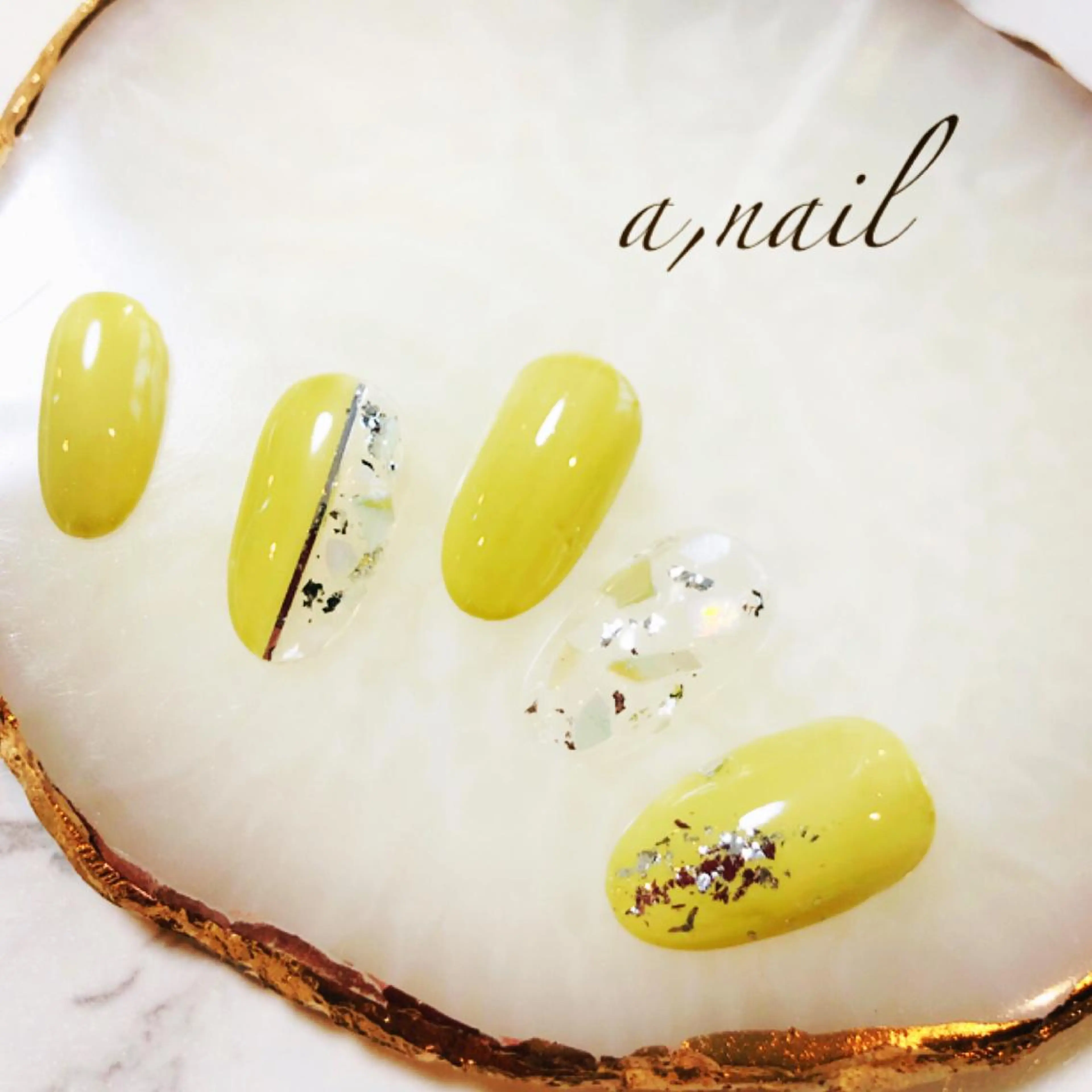 ネイル フットネイル フレンチネイル ラメ(グリッター) ミラーネイル ニュアンスネイル ハンドネイル ネイルサロン エーネイルのネイルデザイン