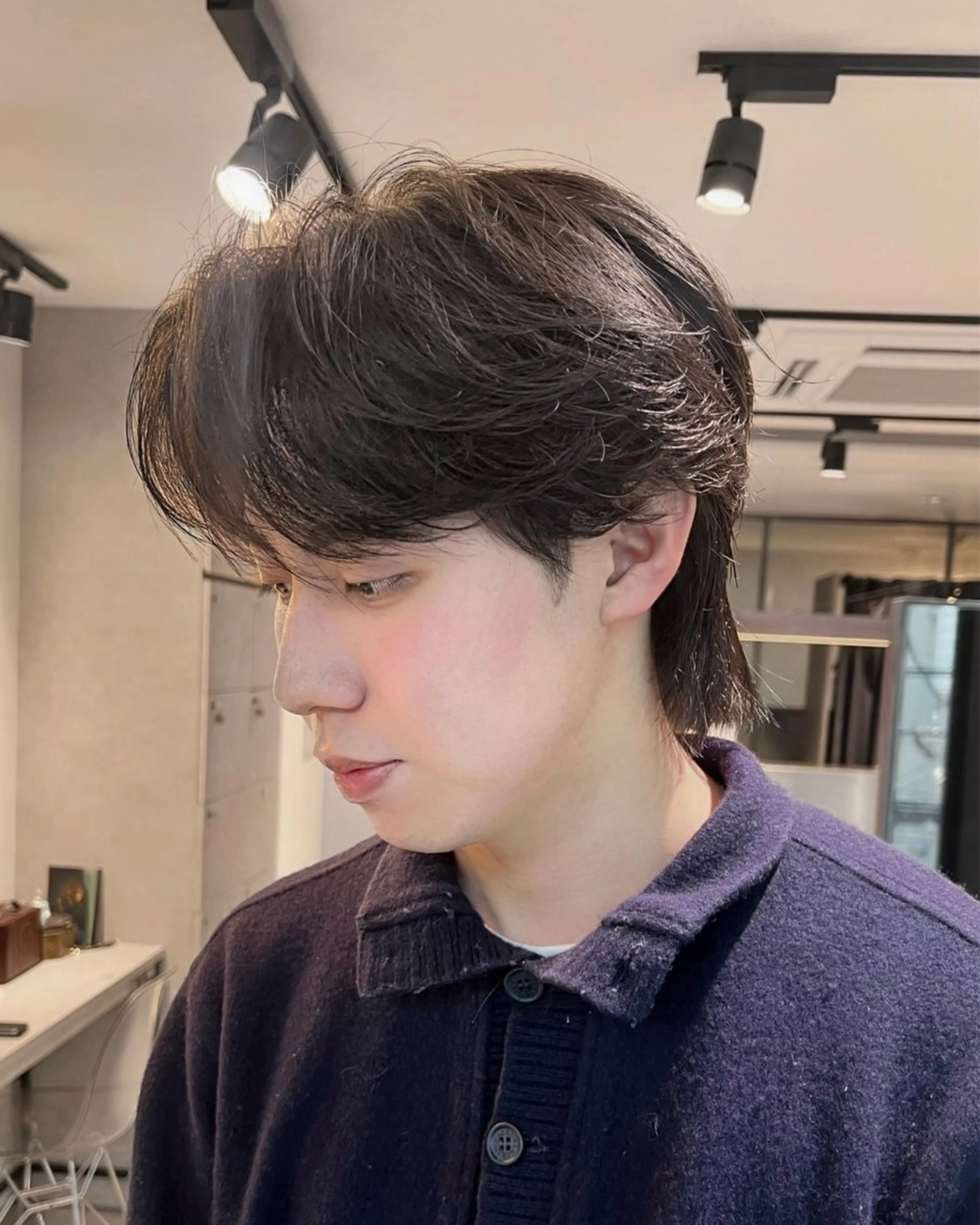 パーマ メンズ センターパート メンズパーマ ニュアンスパーマ カット パーマ トリートメント Qin shaire salon 原宿verno店所属・【センターパート】 ETO／江藤翼の眉毛・アイブロウイメージ