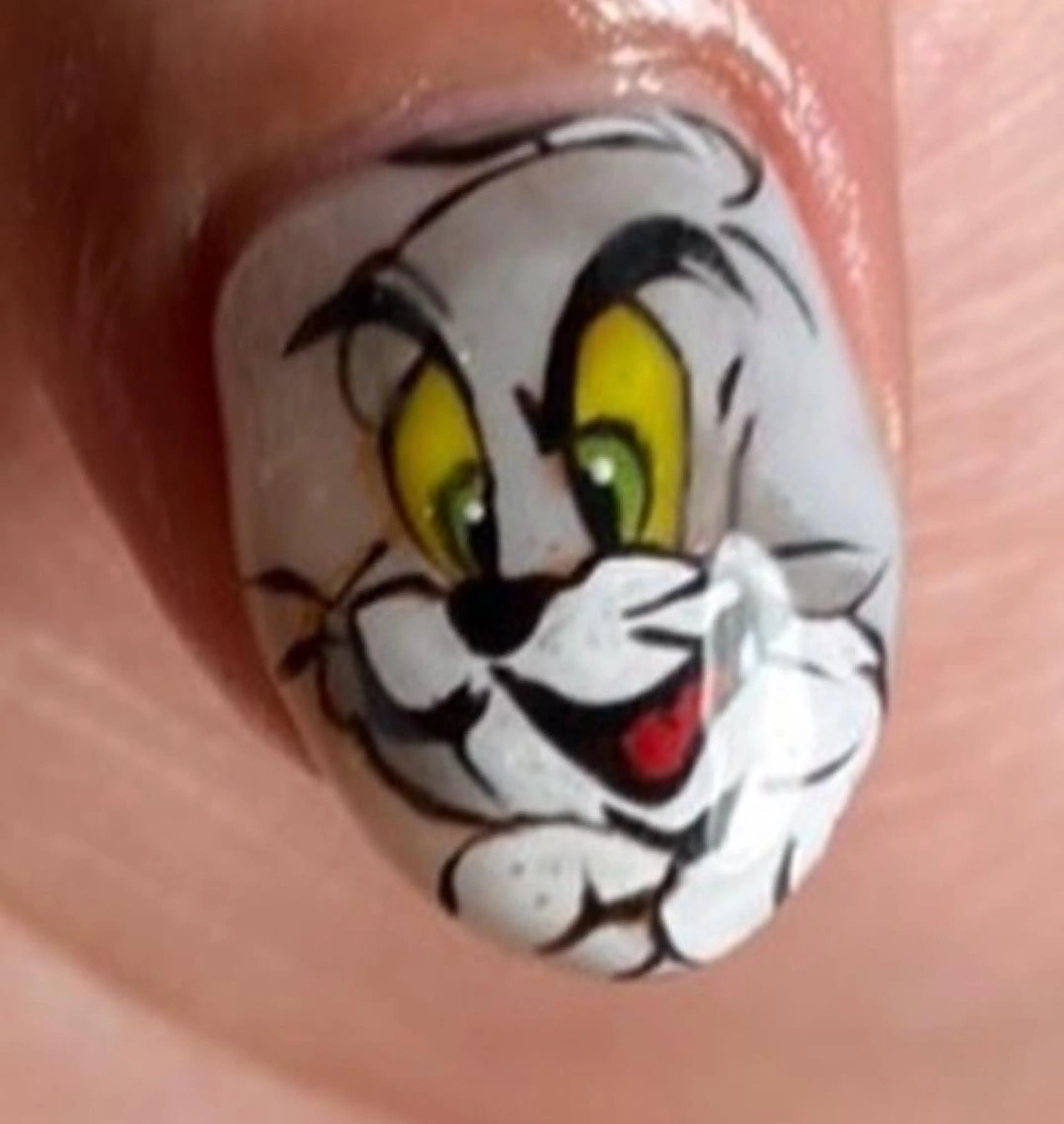 痛ネイル〔二次元アート〕2本💝＋ワンカラー11000円※予めやりたい画像とコンセントの穴に爪を並べた写真を送って下さいの写真