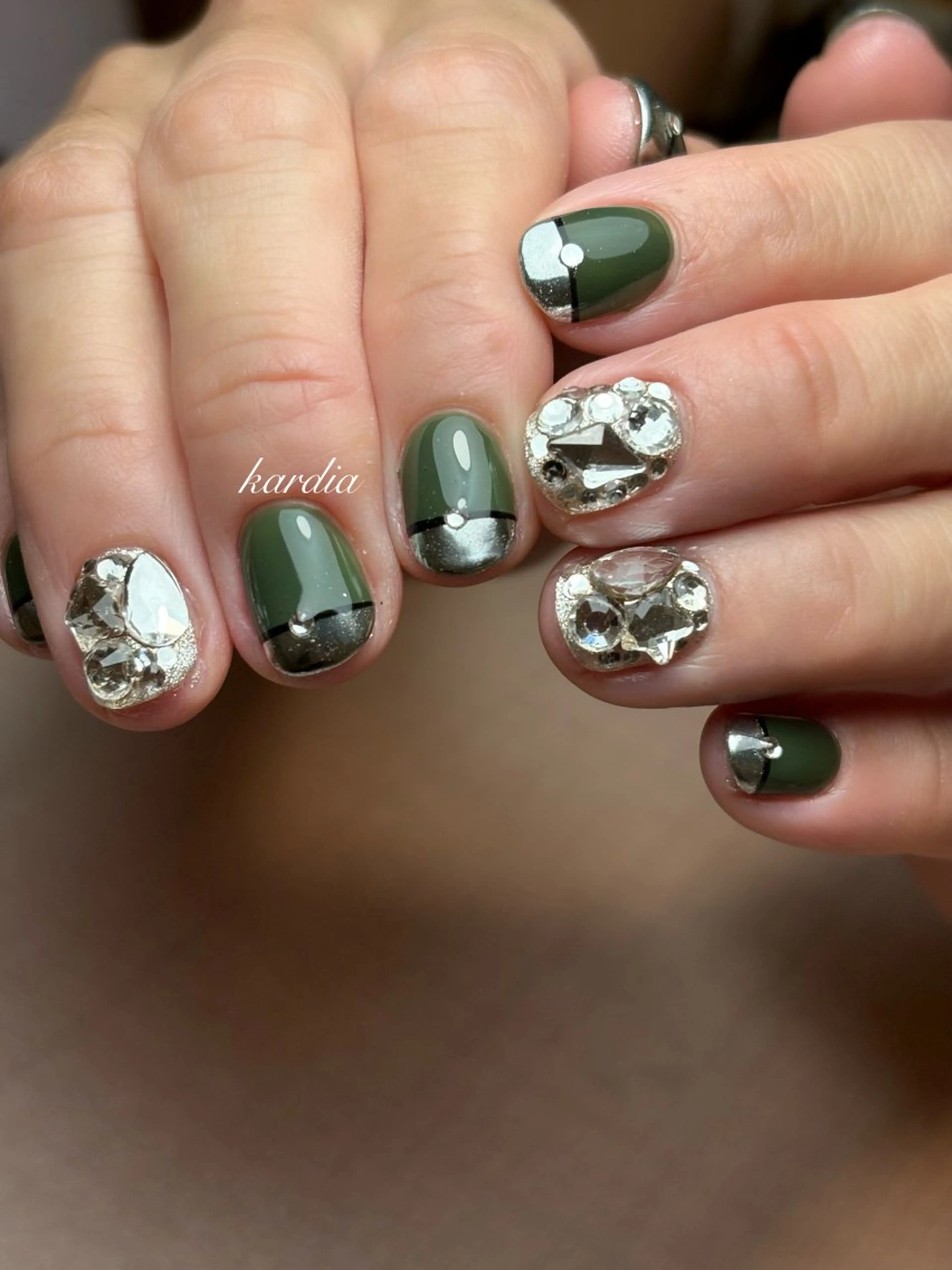 ネイル ハンドネイル καρδιά -ｶﾙﾃﾞｨｱ-のネイルデザイン