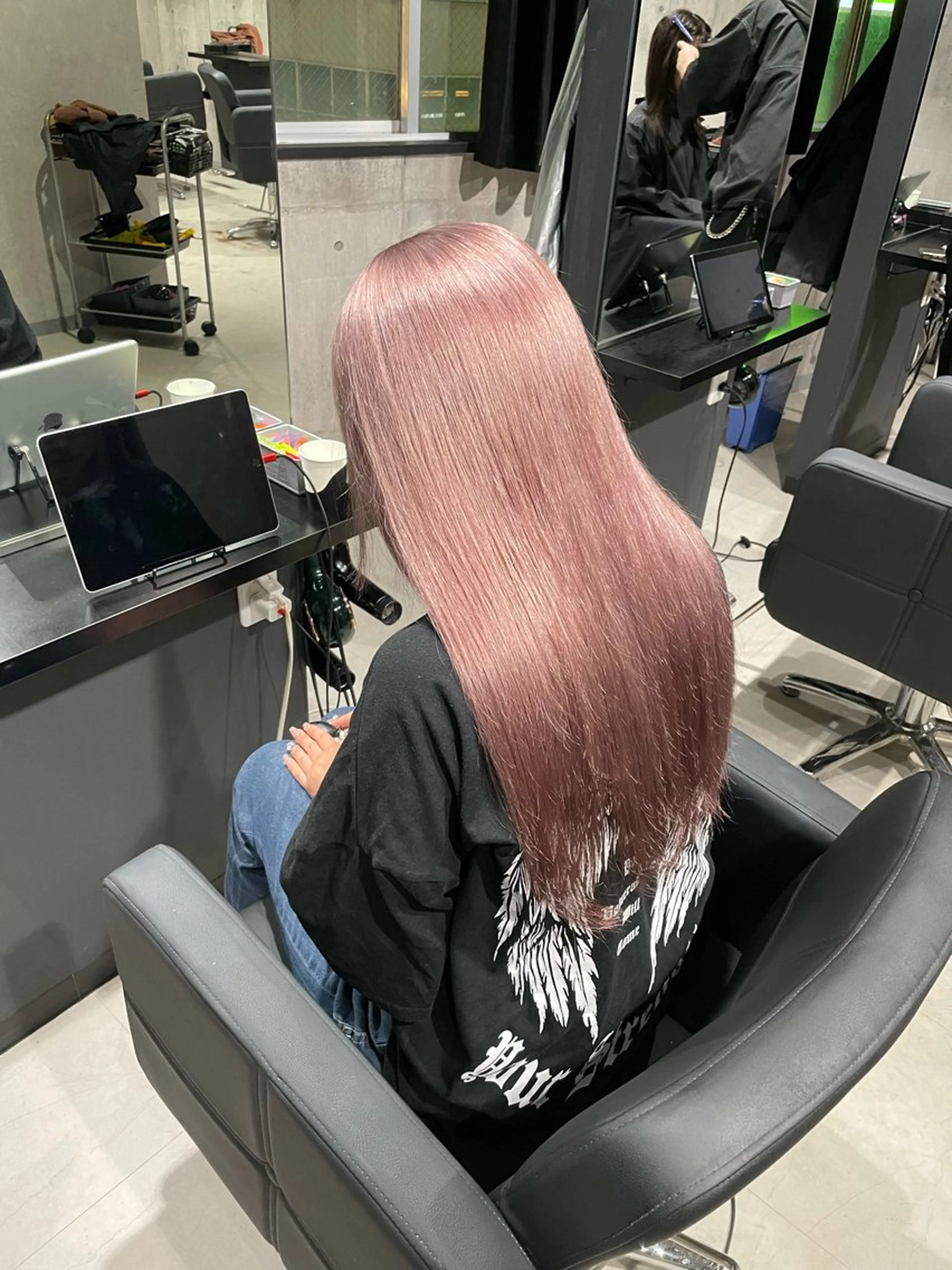 ロング カラー ベージュカラー ピンクカラー ピンクベージュ ヘアカラー 髪質改善/艶カラー Hiroakiのヘアスタイル