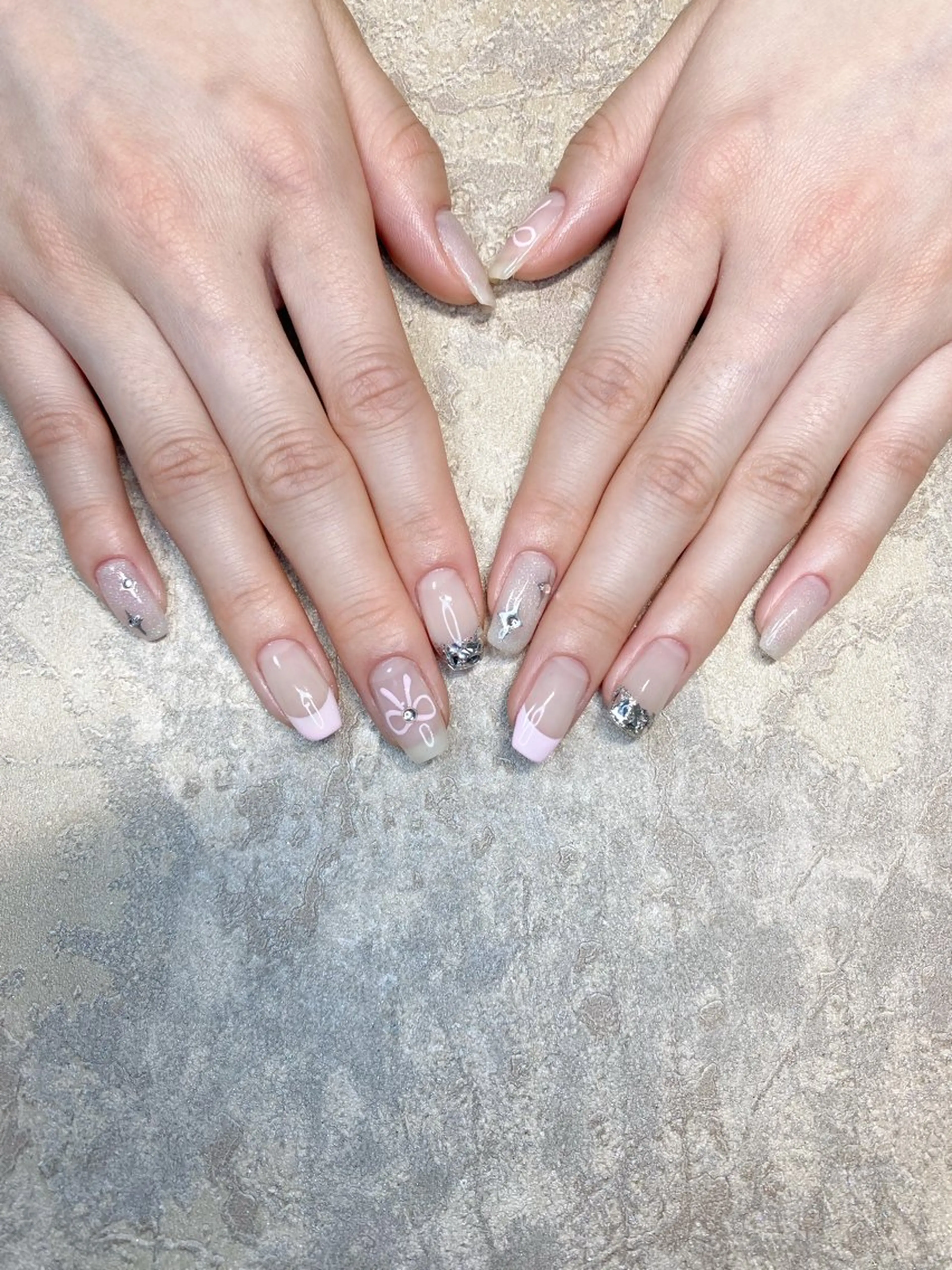 ネイル Queen‘s nailのネイルデザイン