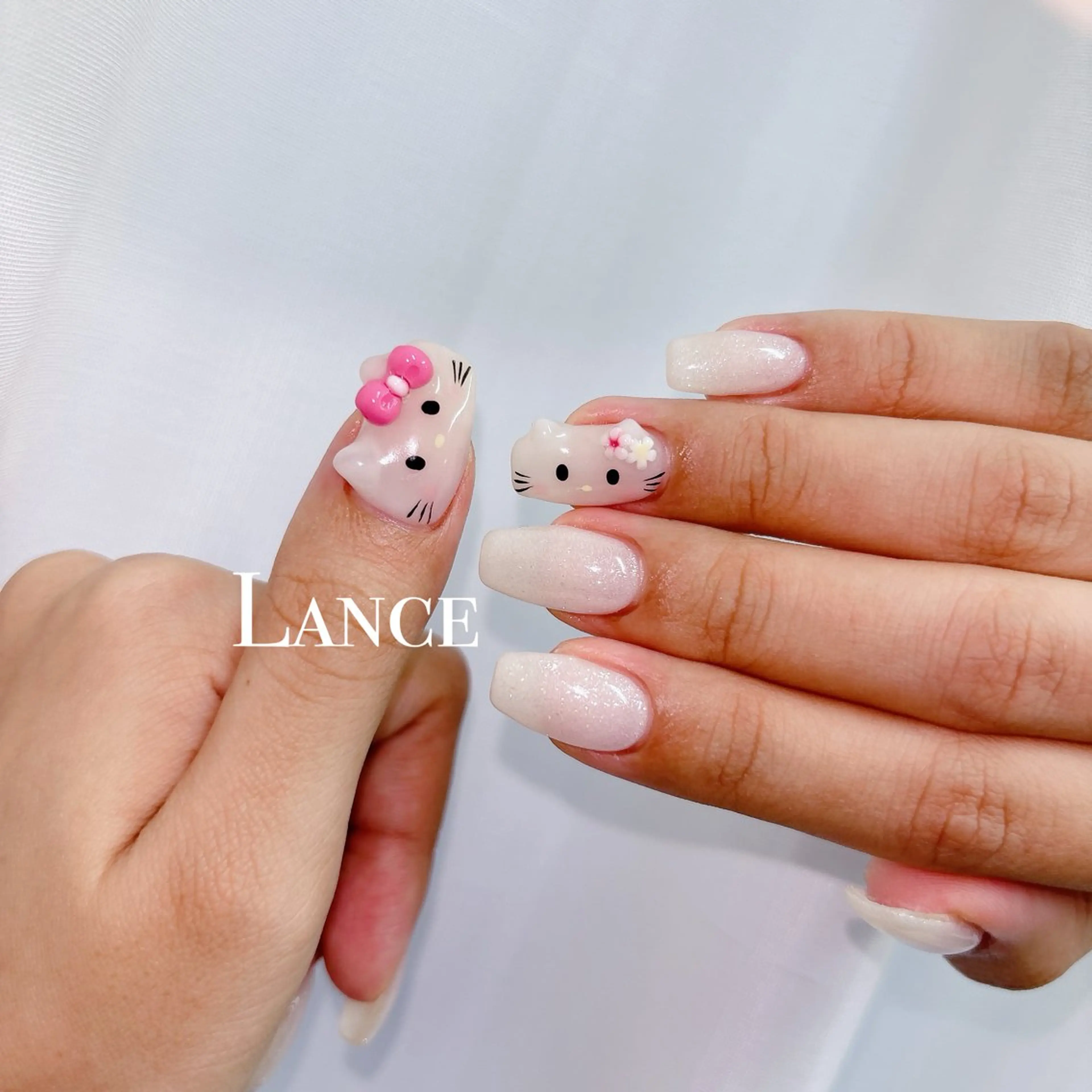 ネイル オーロラネイル ブルー フットネイル 氷ネイル・うるうるネイル キラキラネイル ハンドネイル Lance nailのネイルデザイン