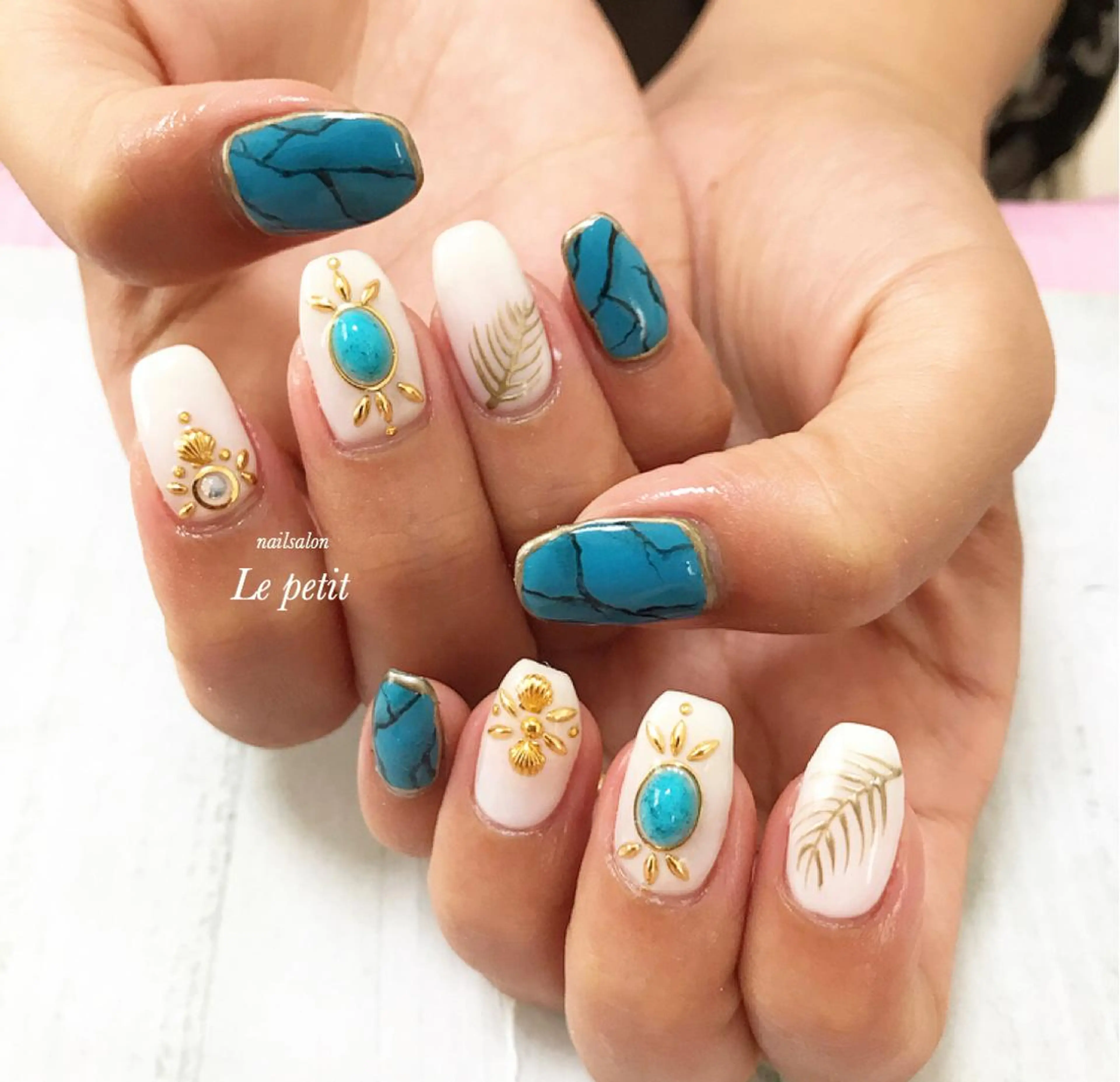 ネイル 石野 広佳のネイルデザイン