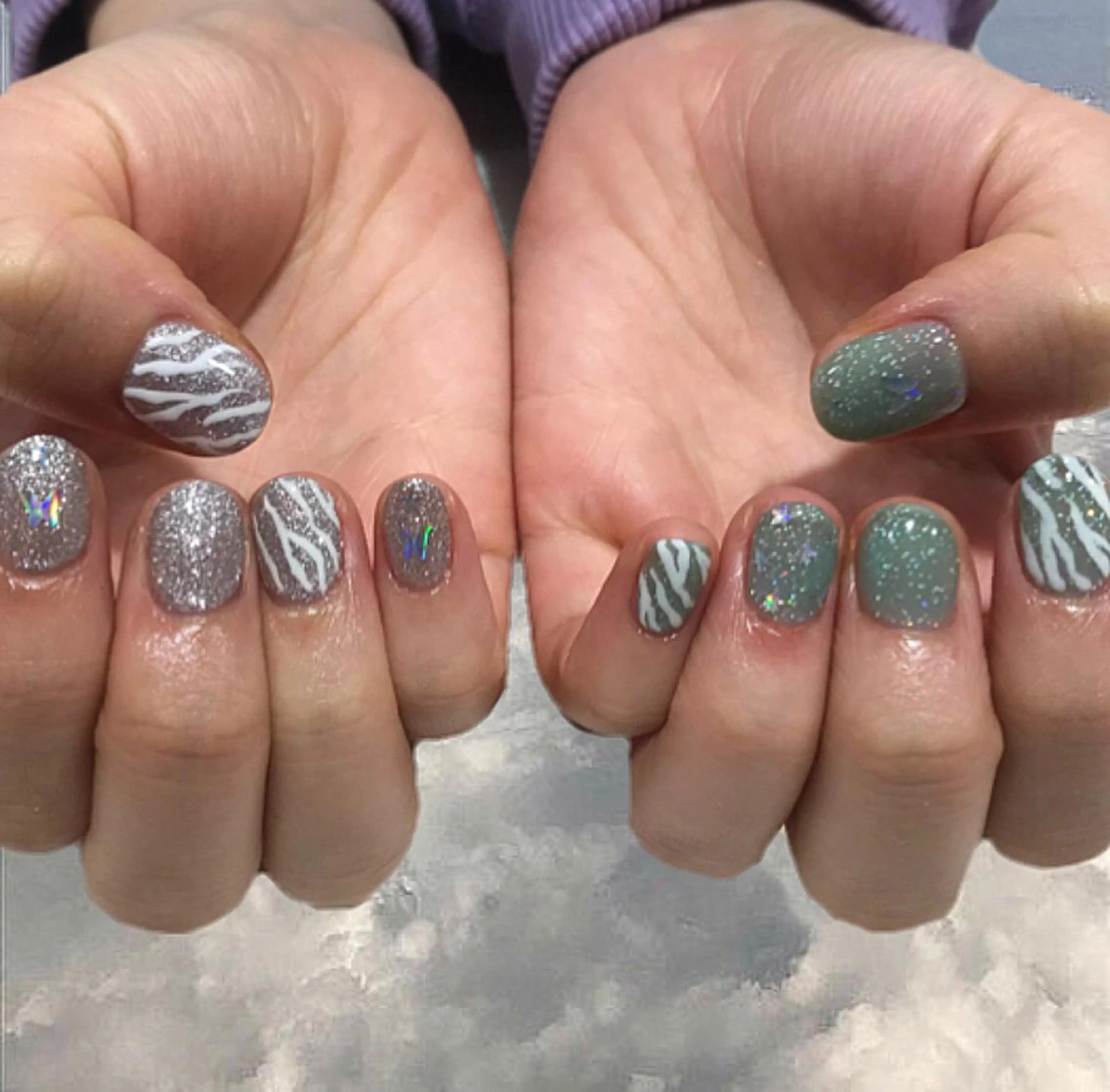 ネイル sharesalon    room59所属・nozomi 🌙のネイルデザイン