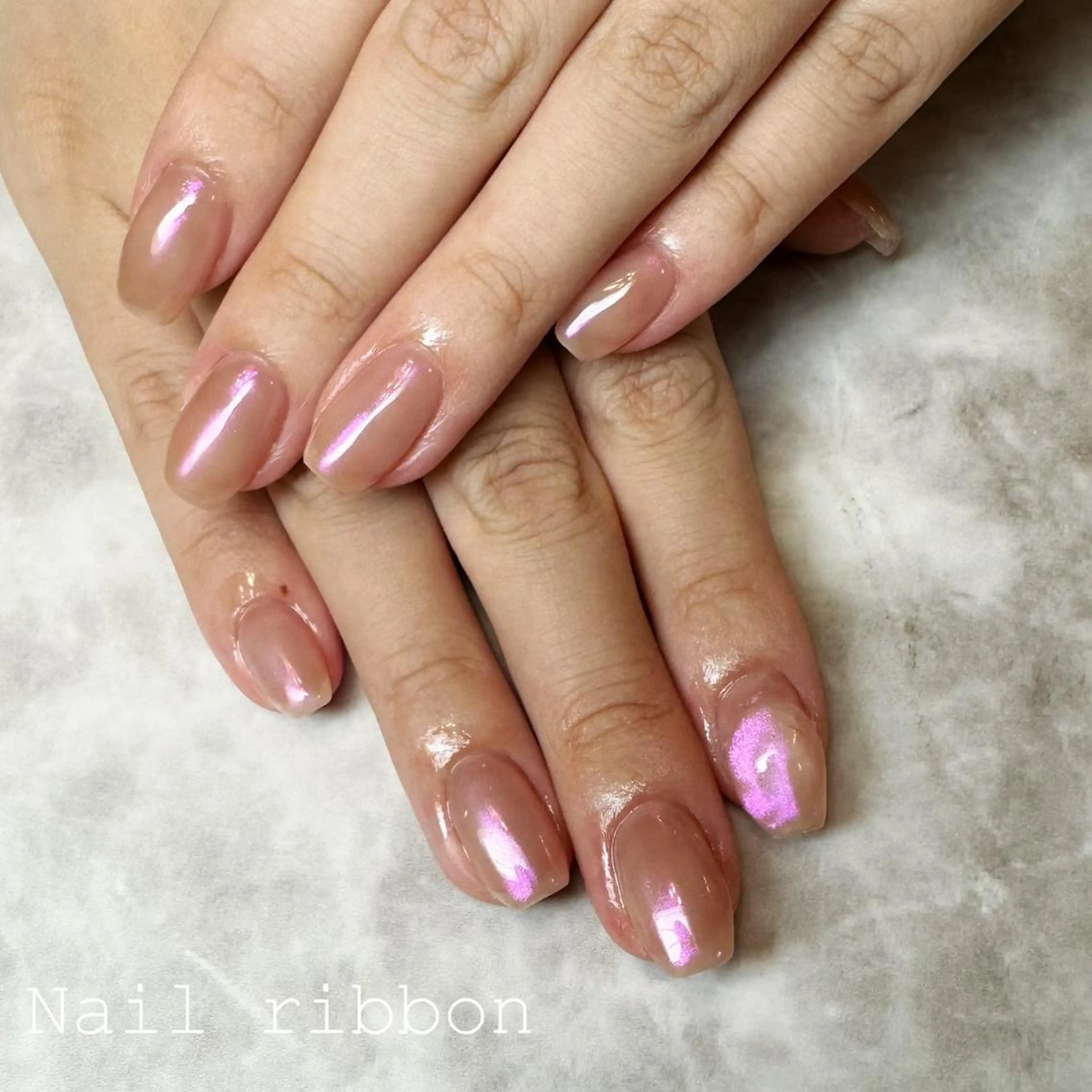ネイル ネイルリボン 受付スタッフのネイルデザイン