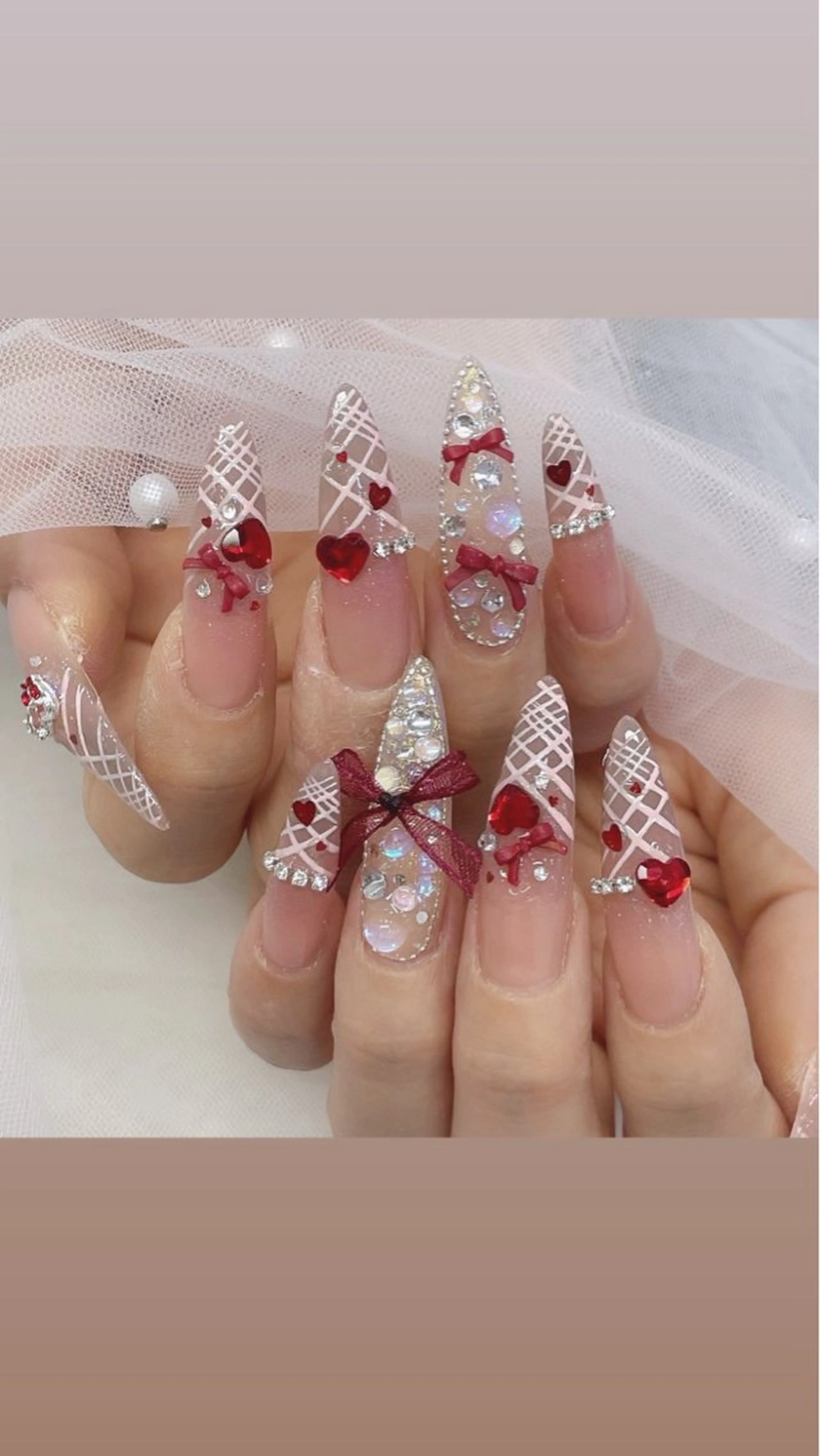 ネイル フレンチネイル 韓国ネイル マグネットネイル ニュアンスネイル ワンカラーネイル ハンドネイル Pio Mielのネイルデザイン