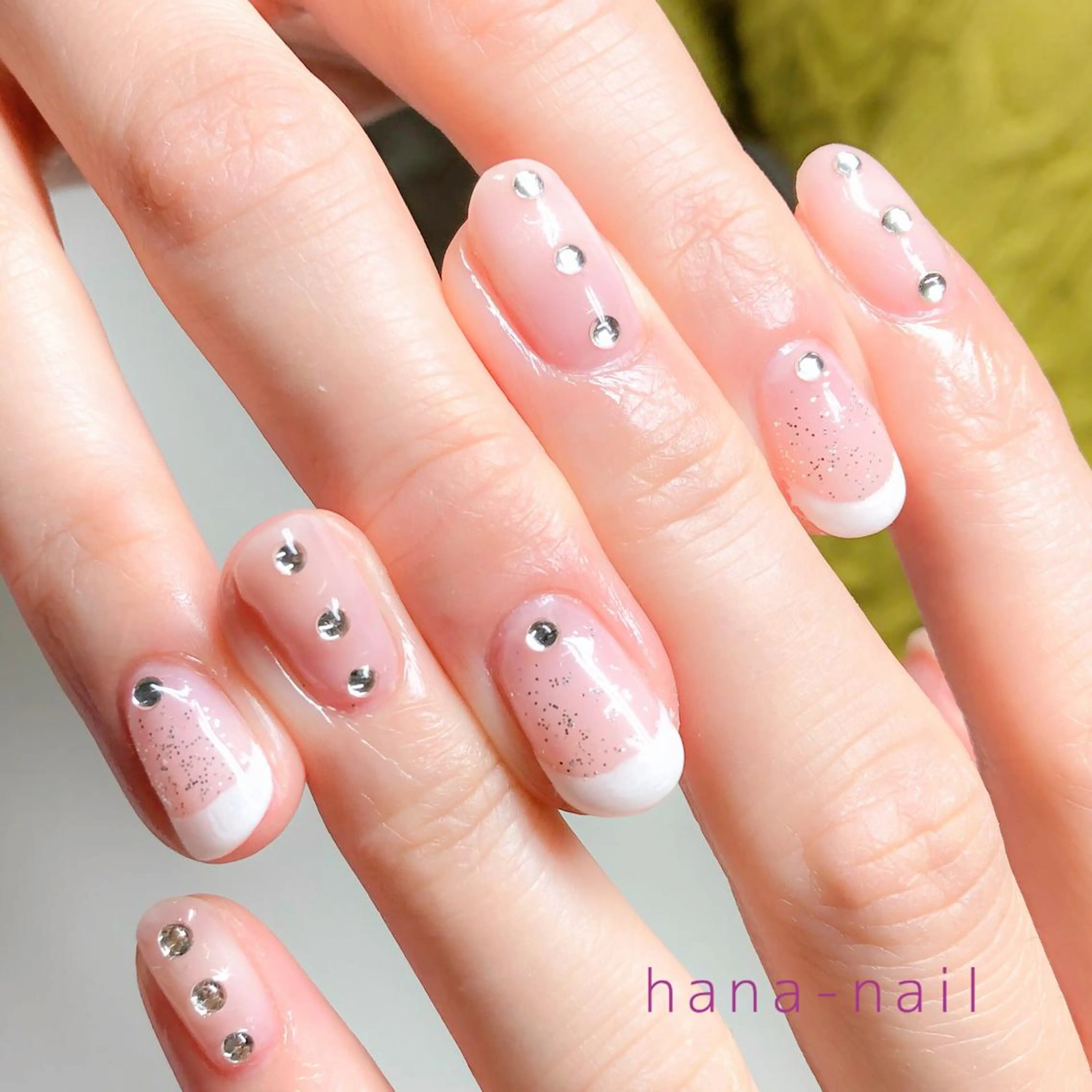 ネイル アートネイル フレンチネイル ラメ(グリッター) ストーンネイル Kao hana-nailのネイルデザイン