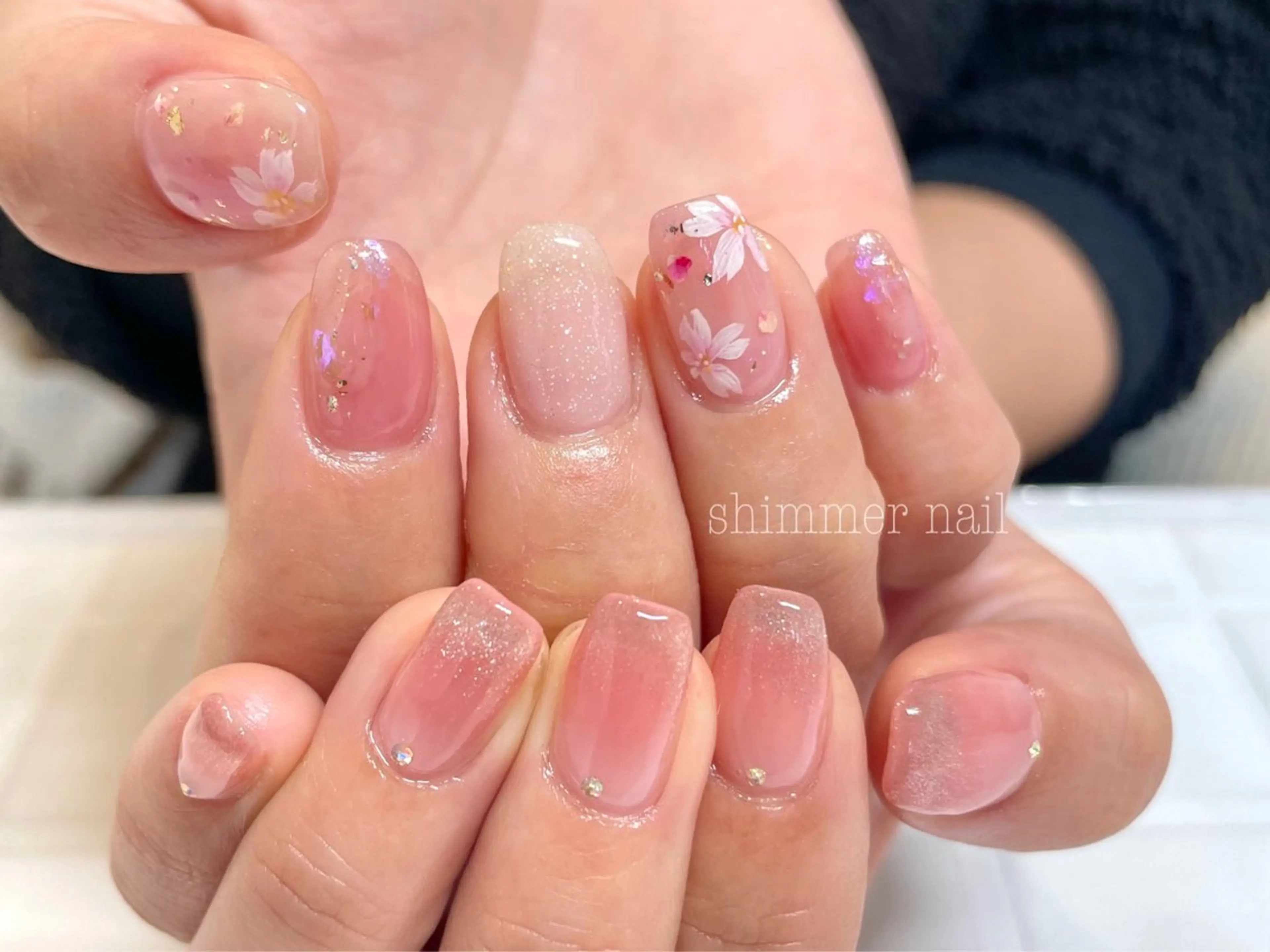 ネイル ハンドネイル Shimmer Nail所属・Shimmer Nail⋆*✩のネイルデザイン
