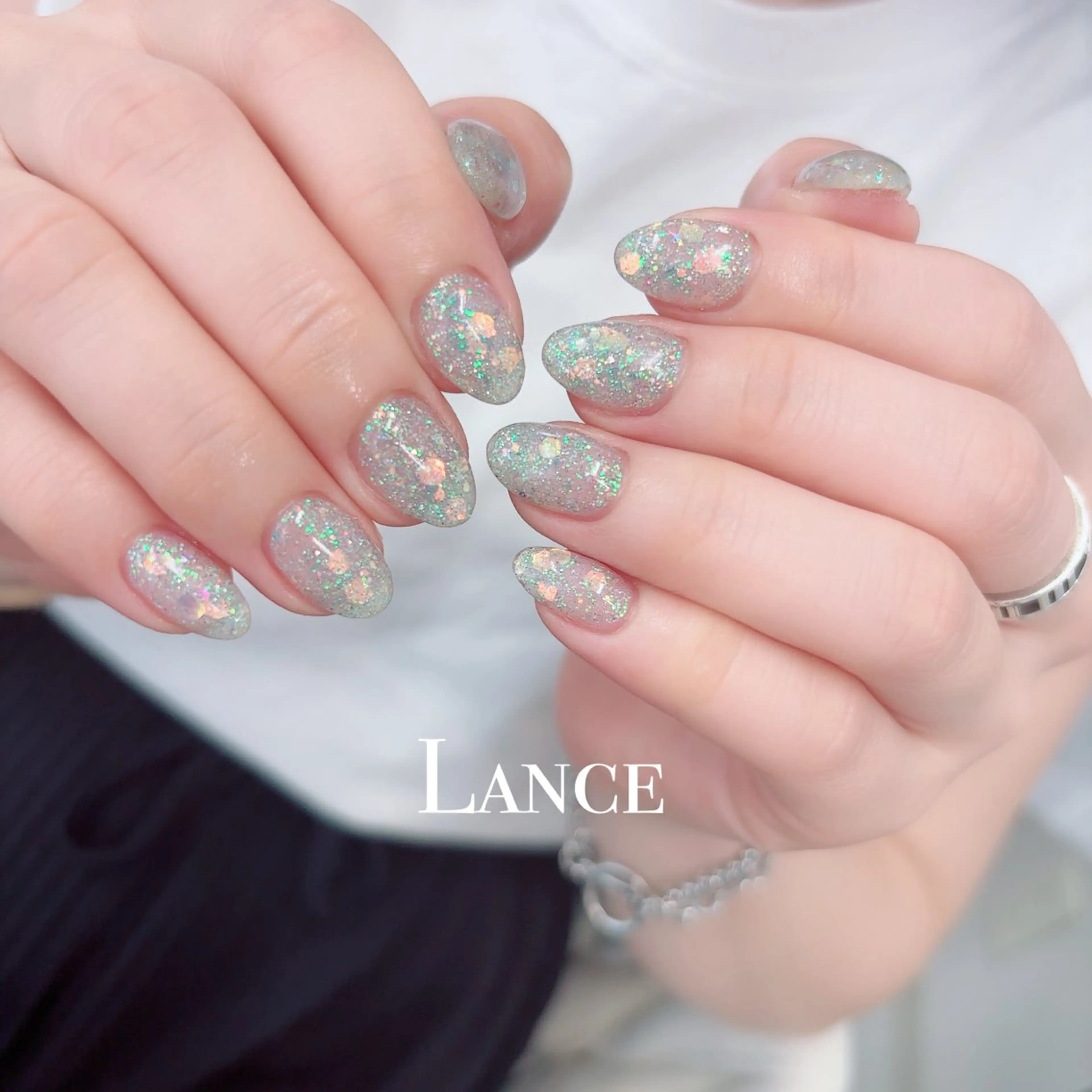 ネイル オーロラネイル フットネイル 氷ネイル・うるうるネイル キラキラネイル 韓国ネイル ハンドネイル Lance nailのネイルデザイン
