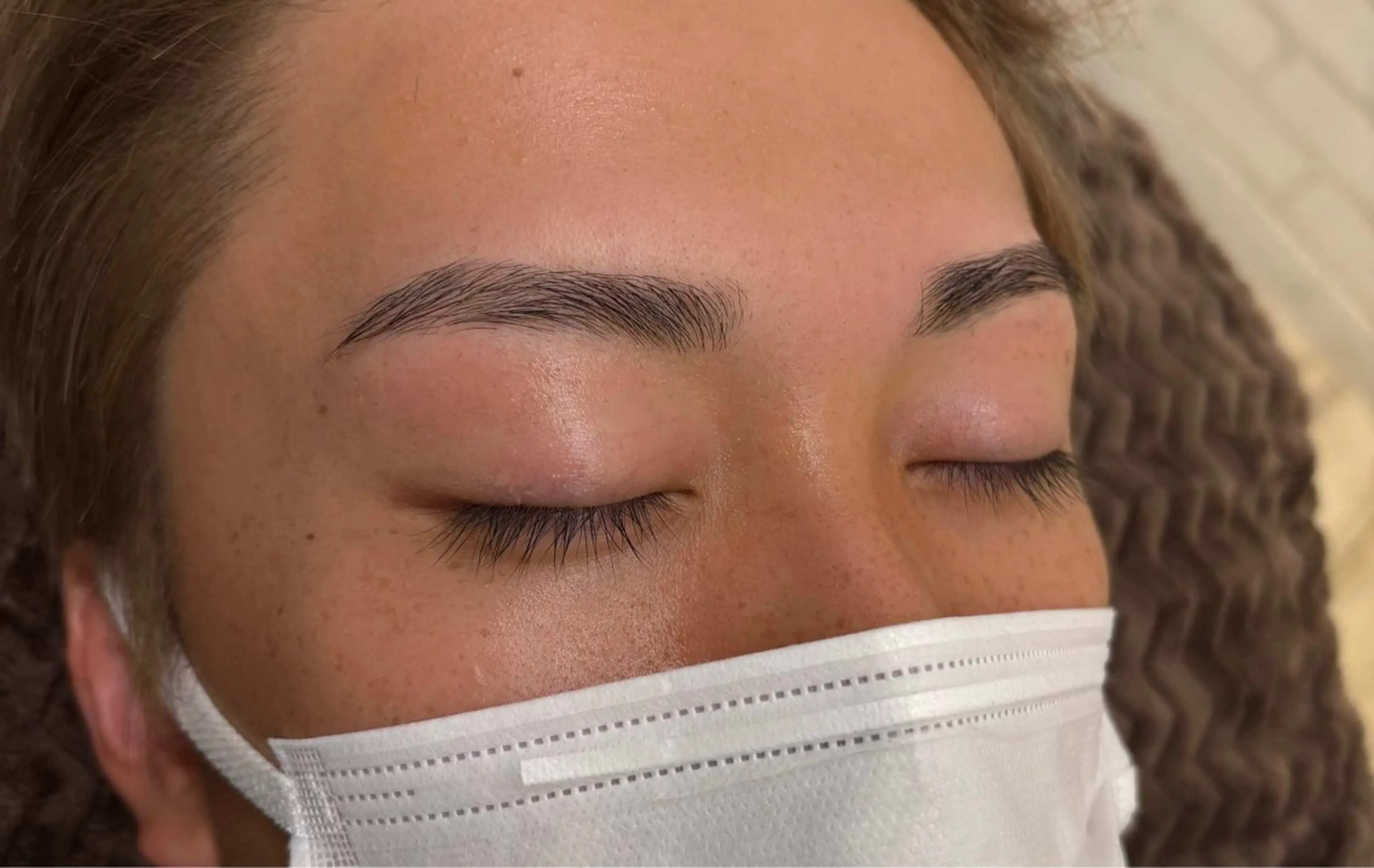 アイブロウ メンズアイブロウ 眉毛ワックス脱毛 ワックス脱毛 透明感/韓国風 HIRARIのヘアスタイル