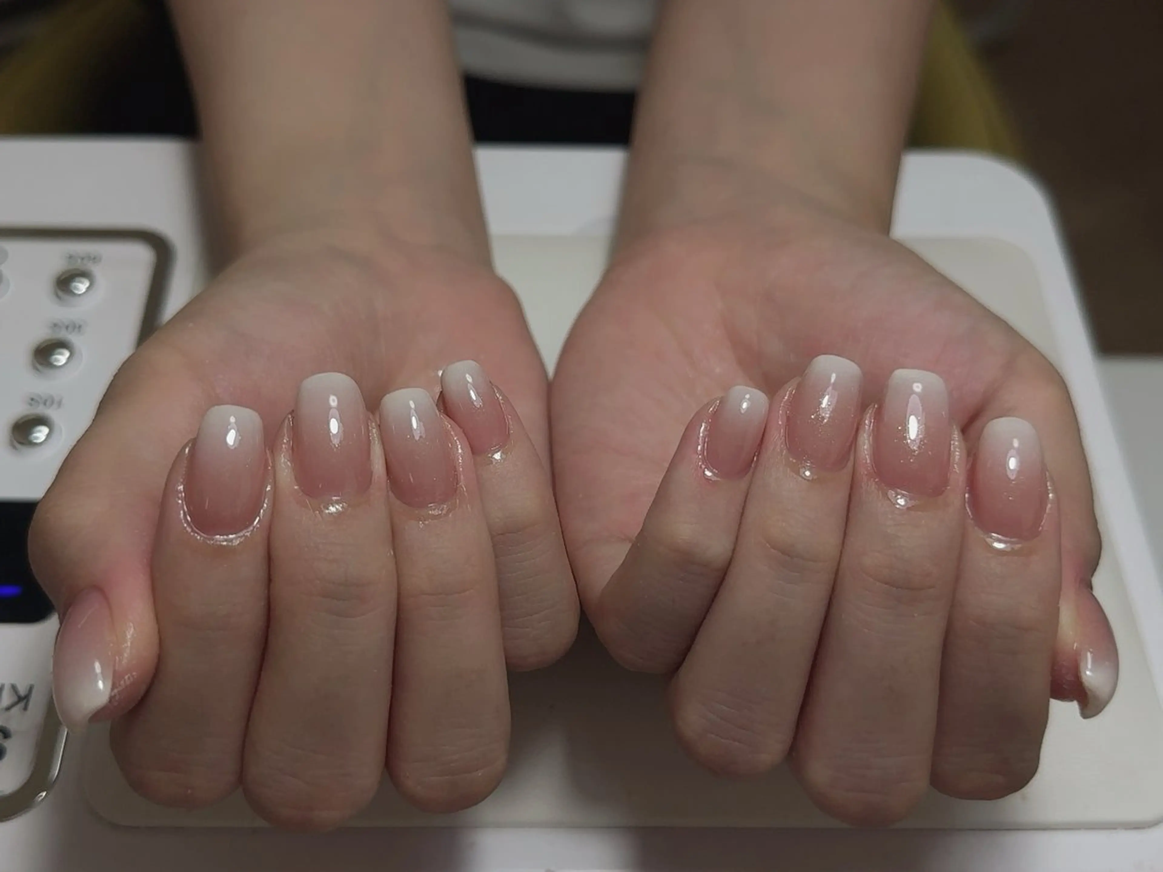 ネイル ハンドネイル NAIL CIRCLESのネイルデザイン