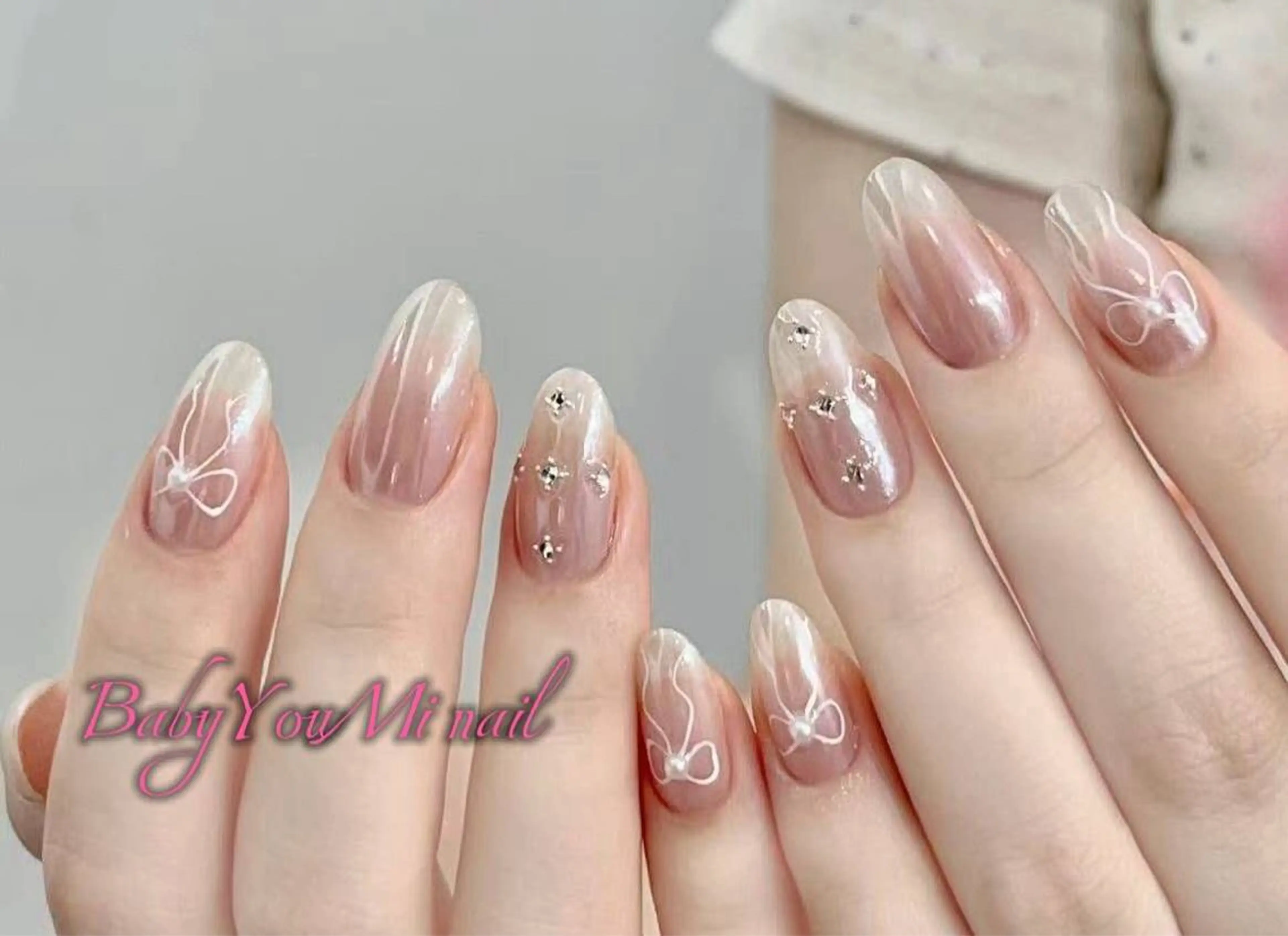 ネイル オーロラネイル フラワーネイル フットネイル フレンチネイル ジェルネイル ハンドネイル BabyYouMi nailのネイルデザイン