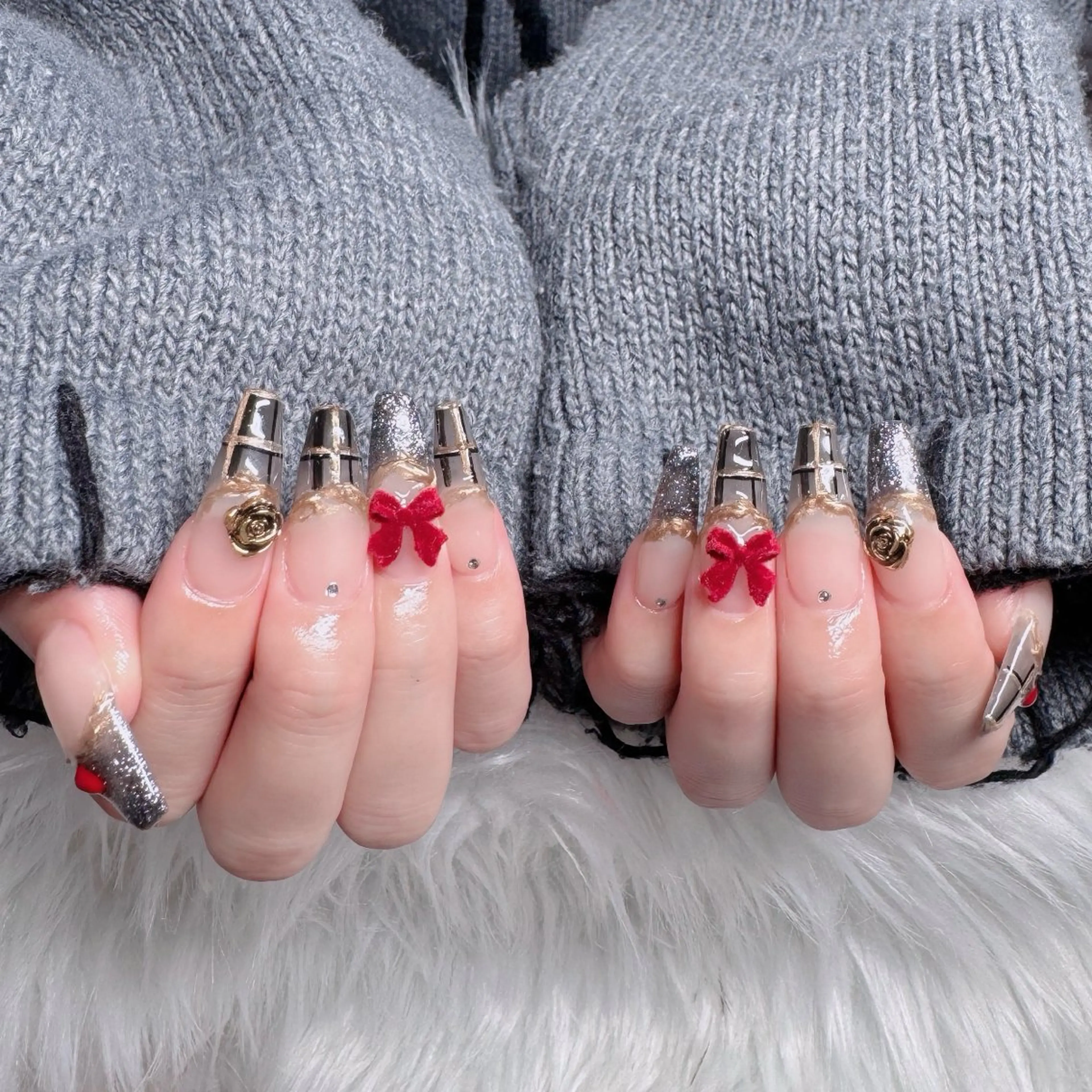 ネイル フレンチネイル ジェルネイル ガラスフレンチ ハロウィン ハート ハンドネイル H.baby Nail Salonのネイルデザイン