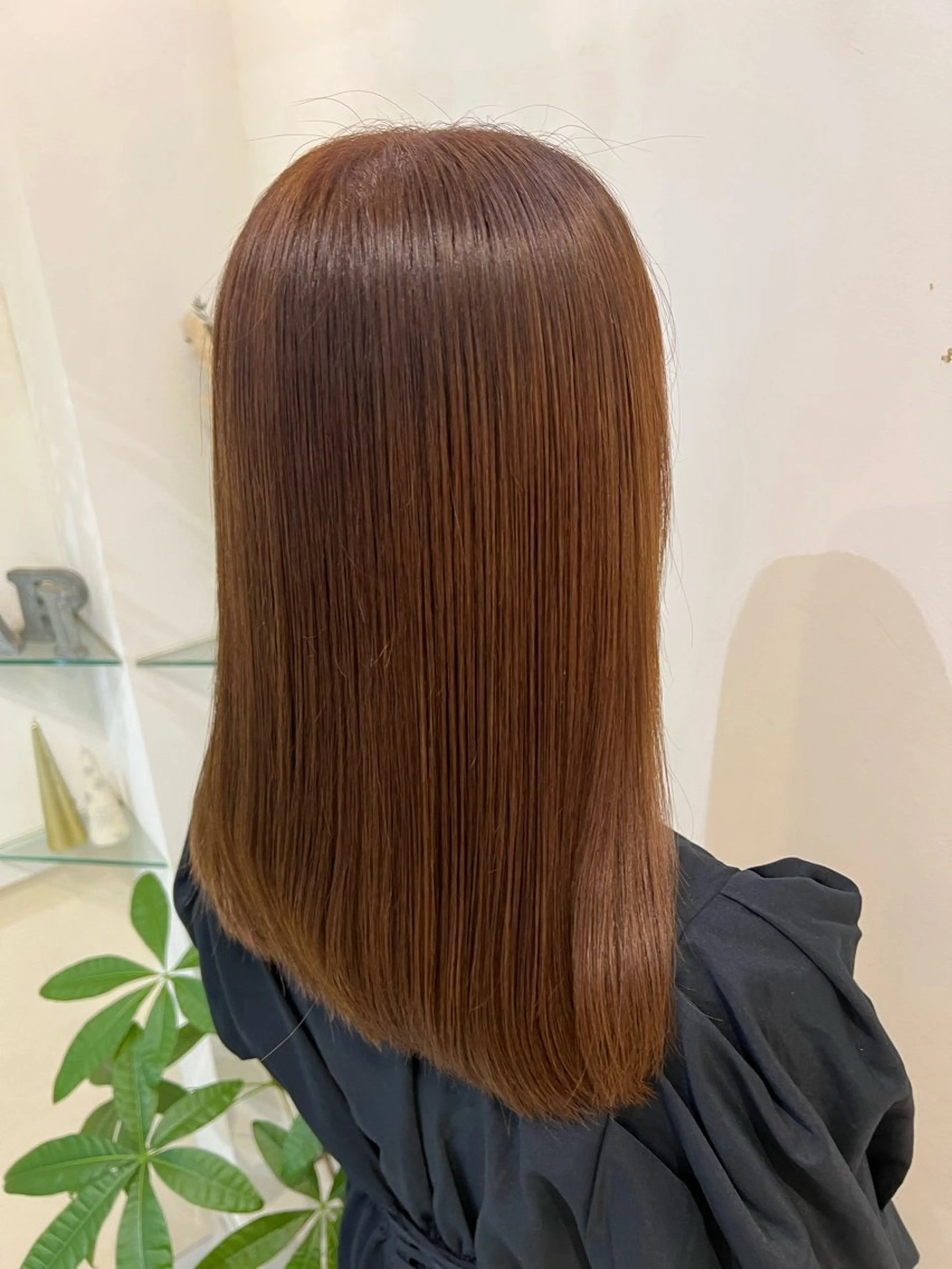 ミディアム カラー カット ヘアカラー トリートメント ブリーチしない暖色 カラー🥀杉 優菜のヘアスタイル