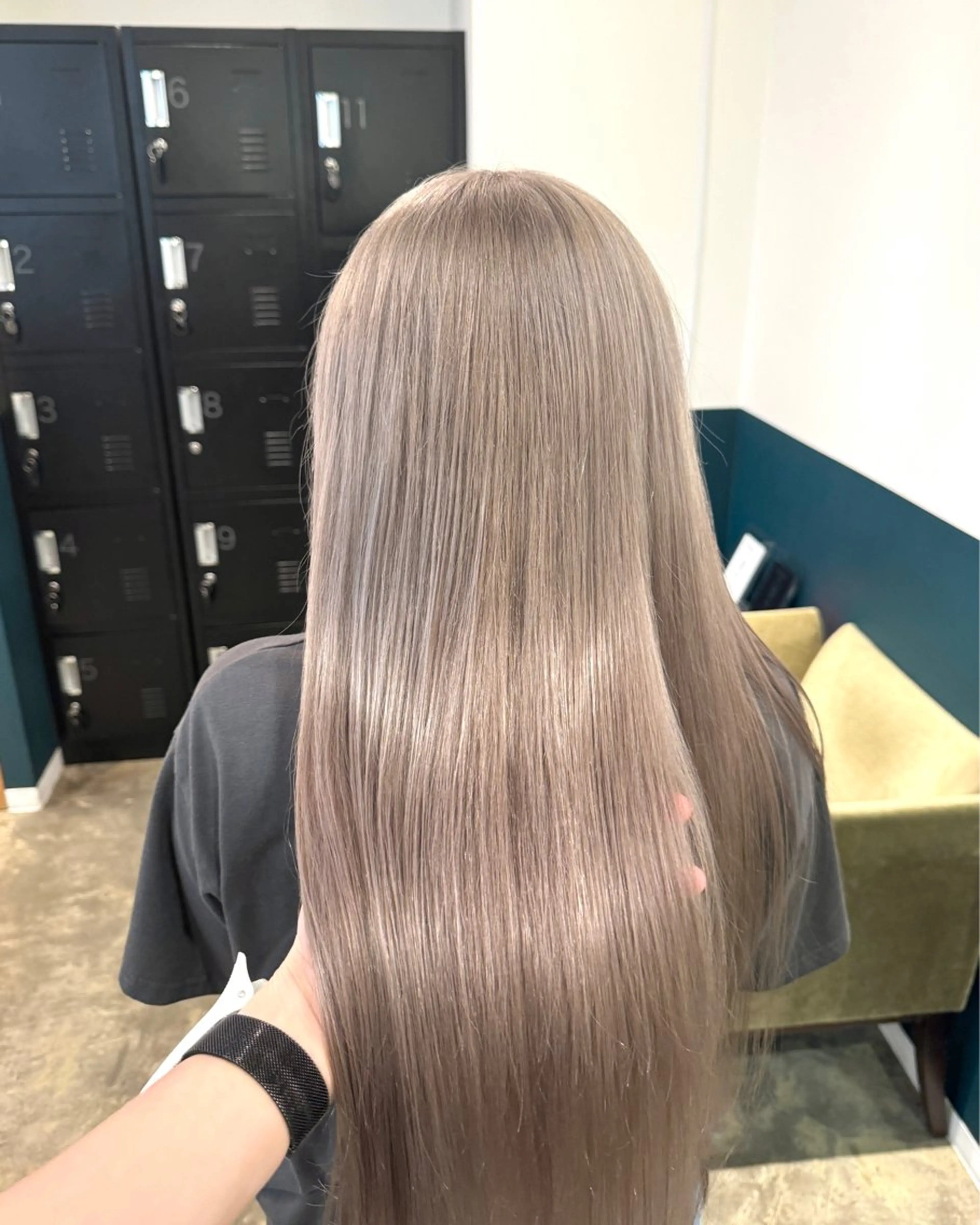 ダメージレスブリーチ＋カラーの写真