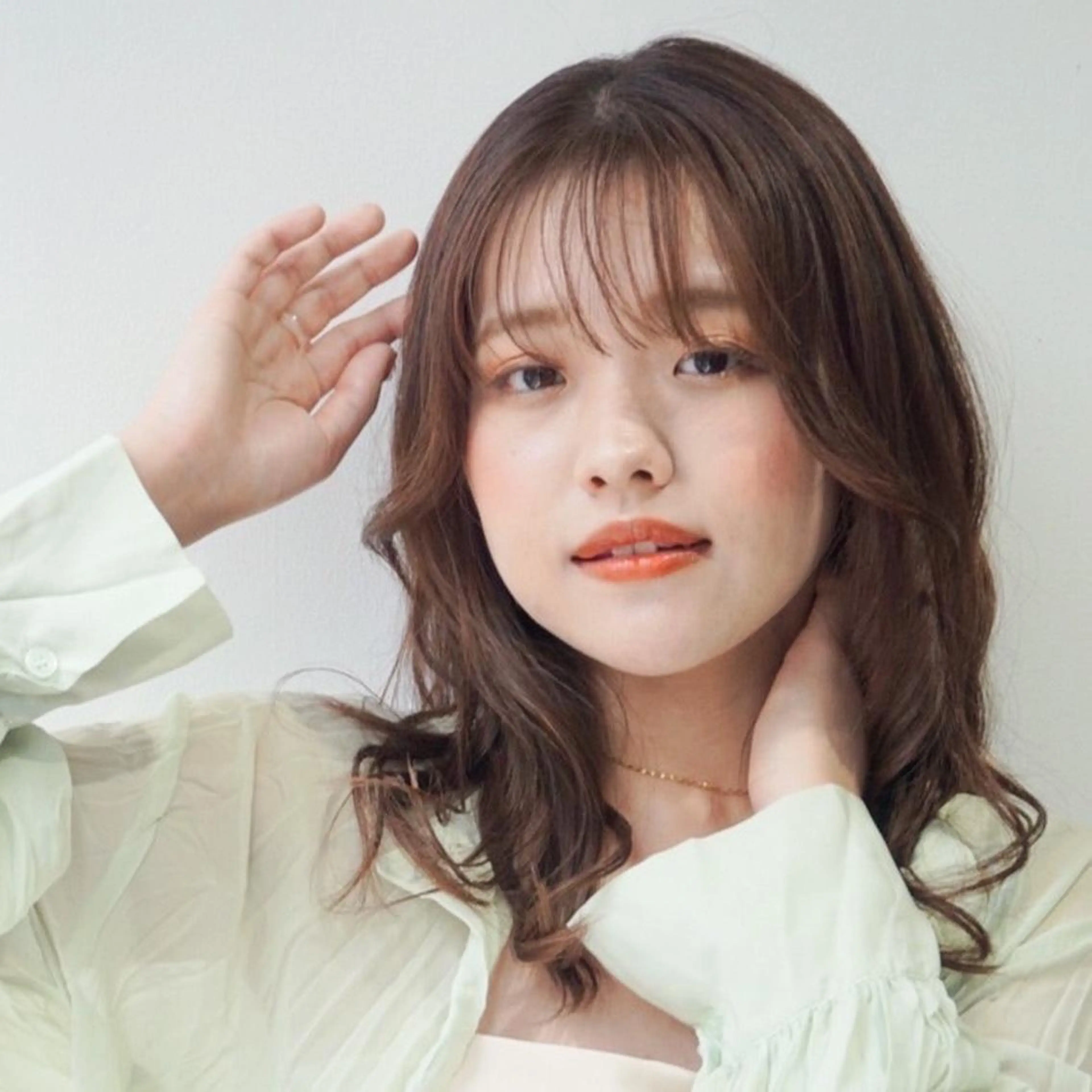 セミロング カラー 安岡美咲✂︎ 艶カラー/髪質改善のヘアスタイル