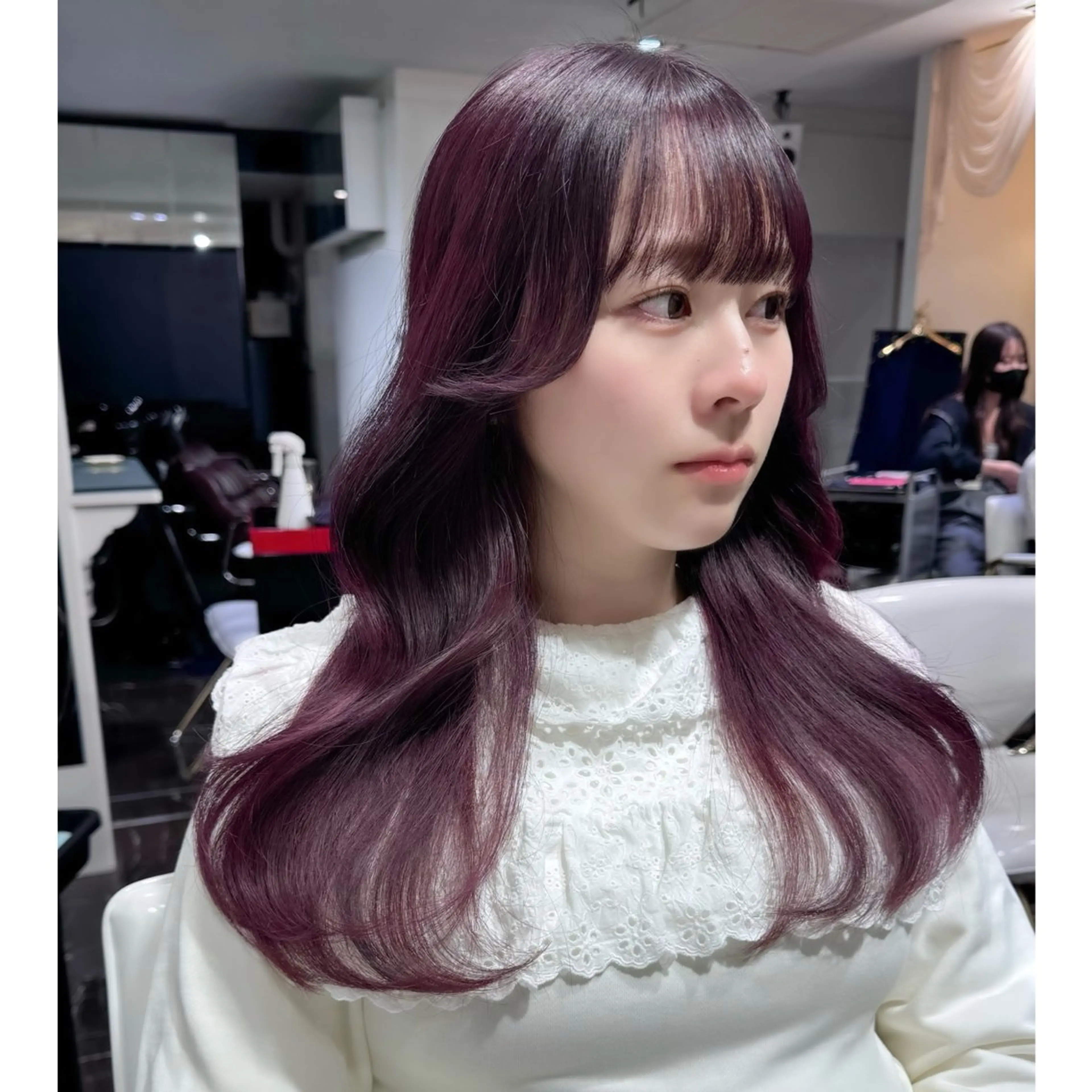 セミロング カラー ブリーチ ヘアカラー LOTTA CUCCI所属・miyu /トレンド カラー×艶髪のヘアスタイル