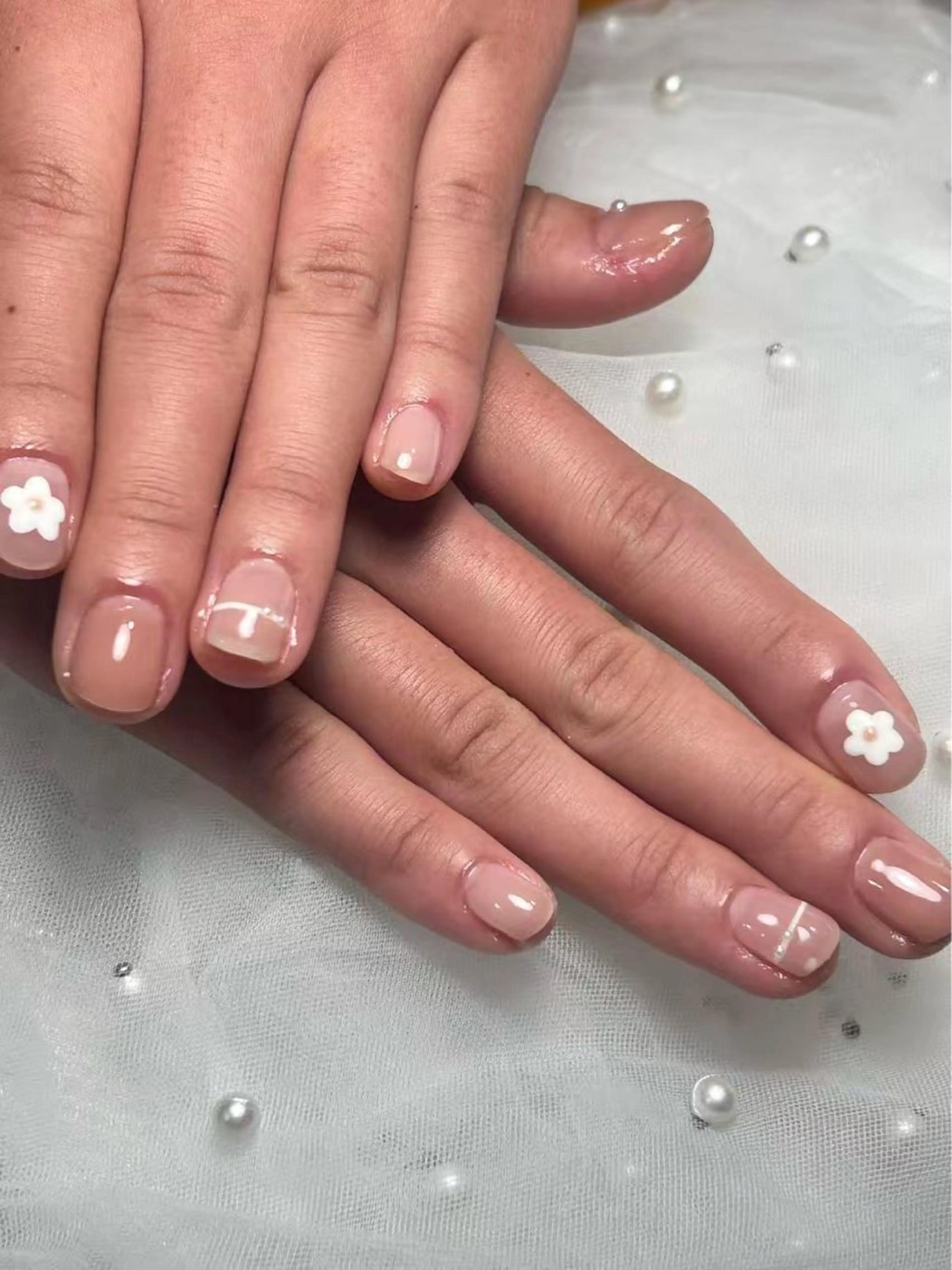 ネイル ハンドネイル 長さ出し専門店 上野店サロンのネイルデザイン