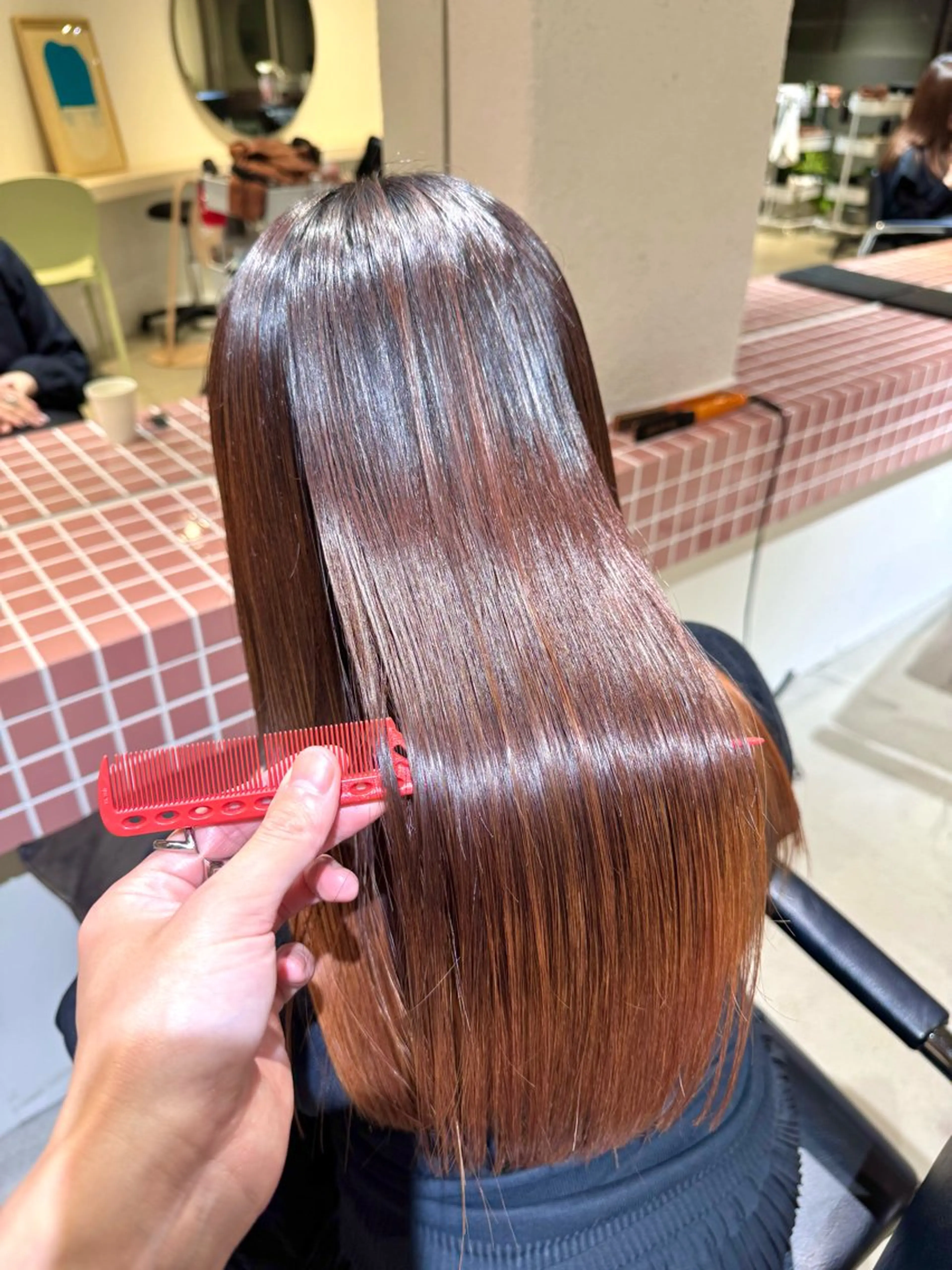 ロング 切りっぱなしボブ ショートボブ アッシュ ボブ ハイライト eto所属・髪質改善スペシャリス ト長尾勇弥/梅田中津のヘアスタイル