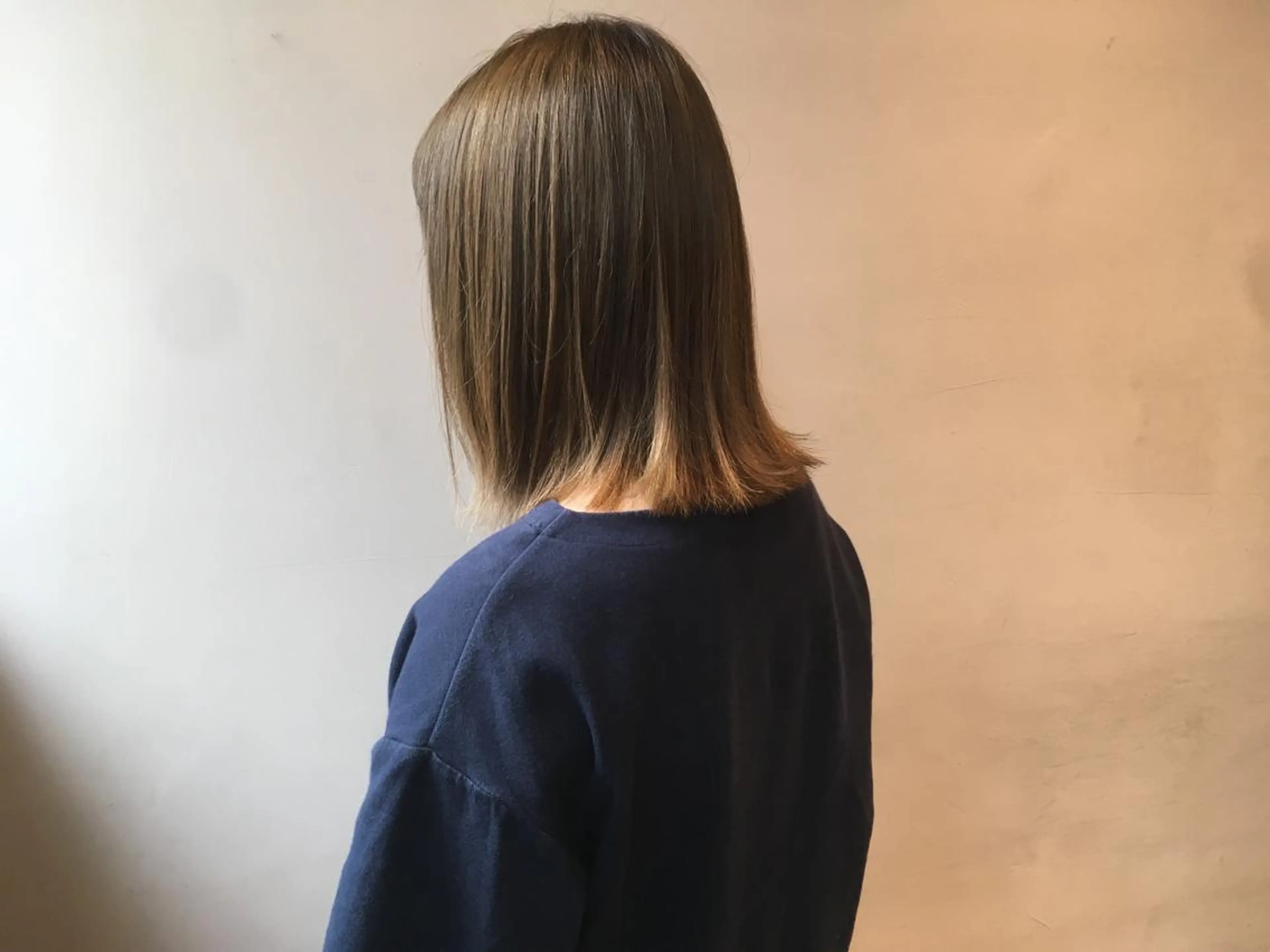 ミディアム カラー アディクシーカラー ブリーチ グレージュ ツヤ美髪💐 髪質改善/高山愛来のヘアスタイル