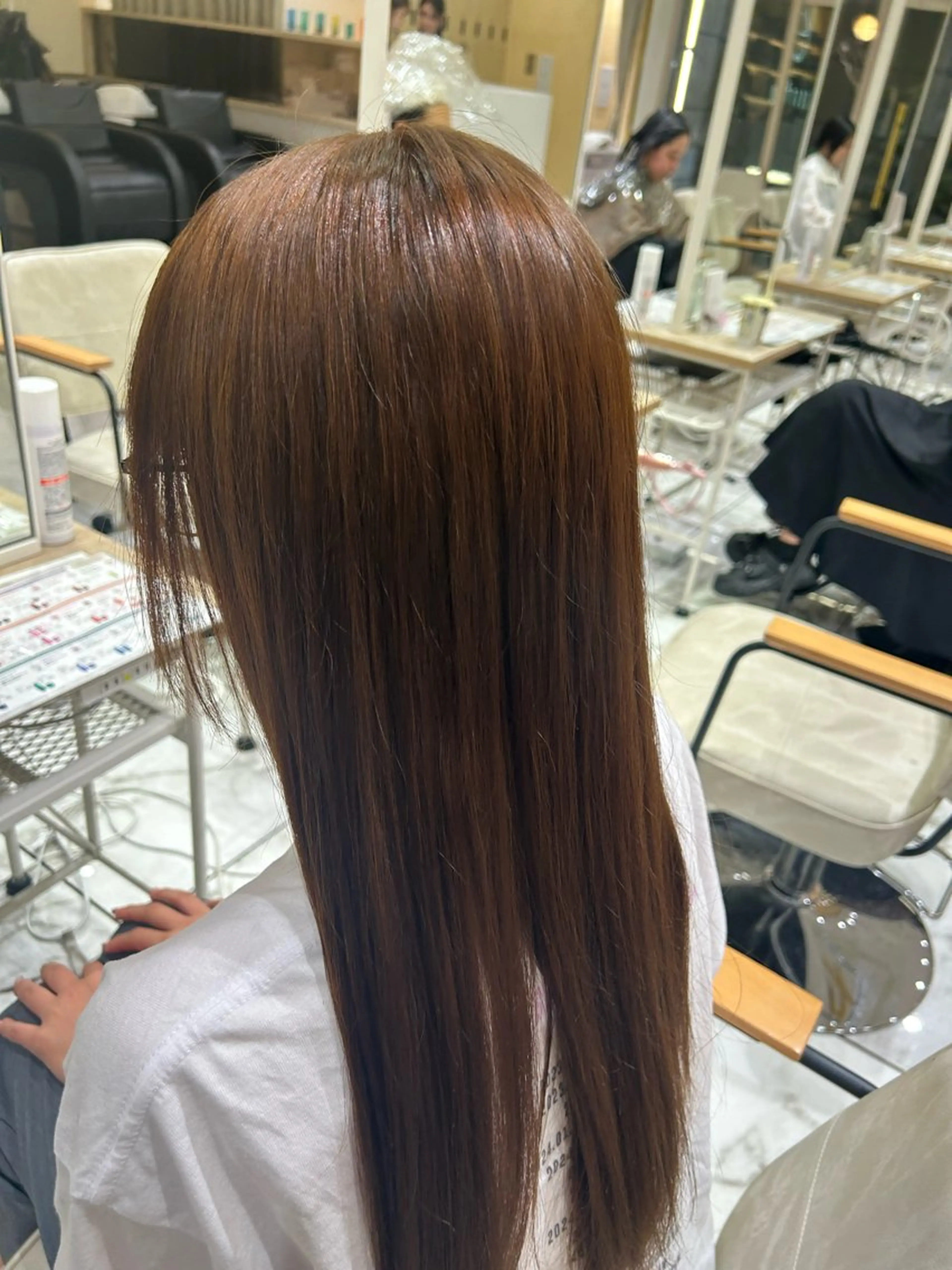 ネイル ꪆৎ平行アーチ ྀི ワカナの眉毛・アイブロウイメージ