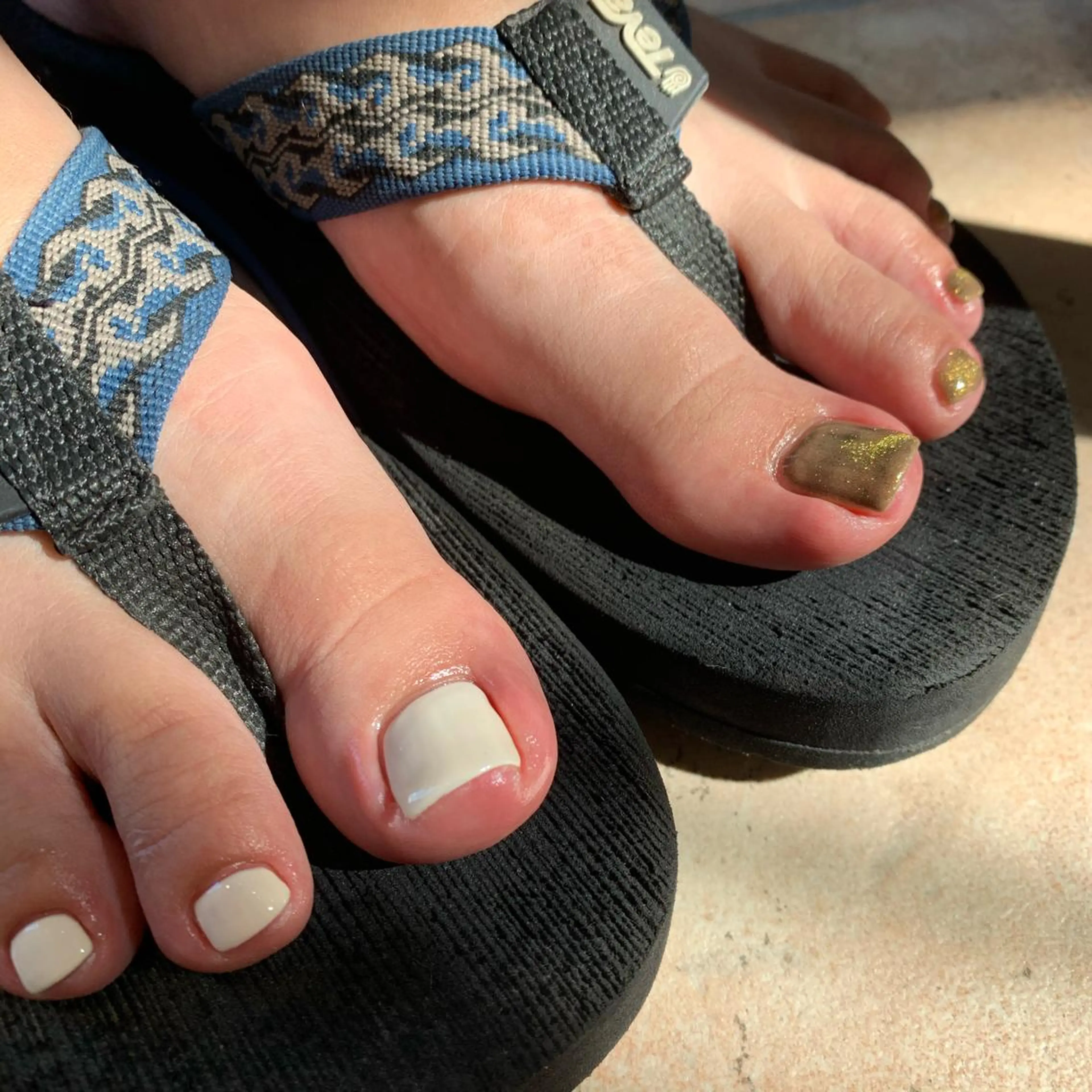 ネイル フットネイル マグネットネイル ワンカラーネイル フットネイル 佐藤 穂乃香のネイルデザイン