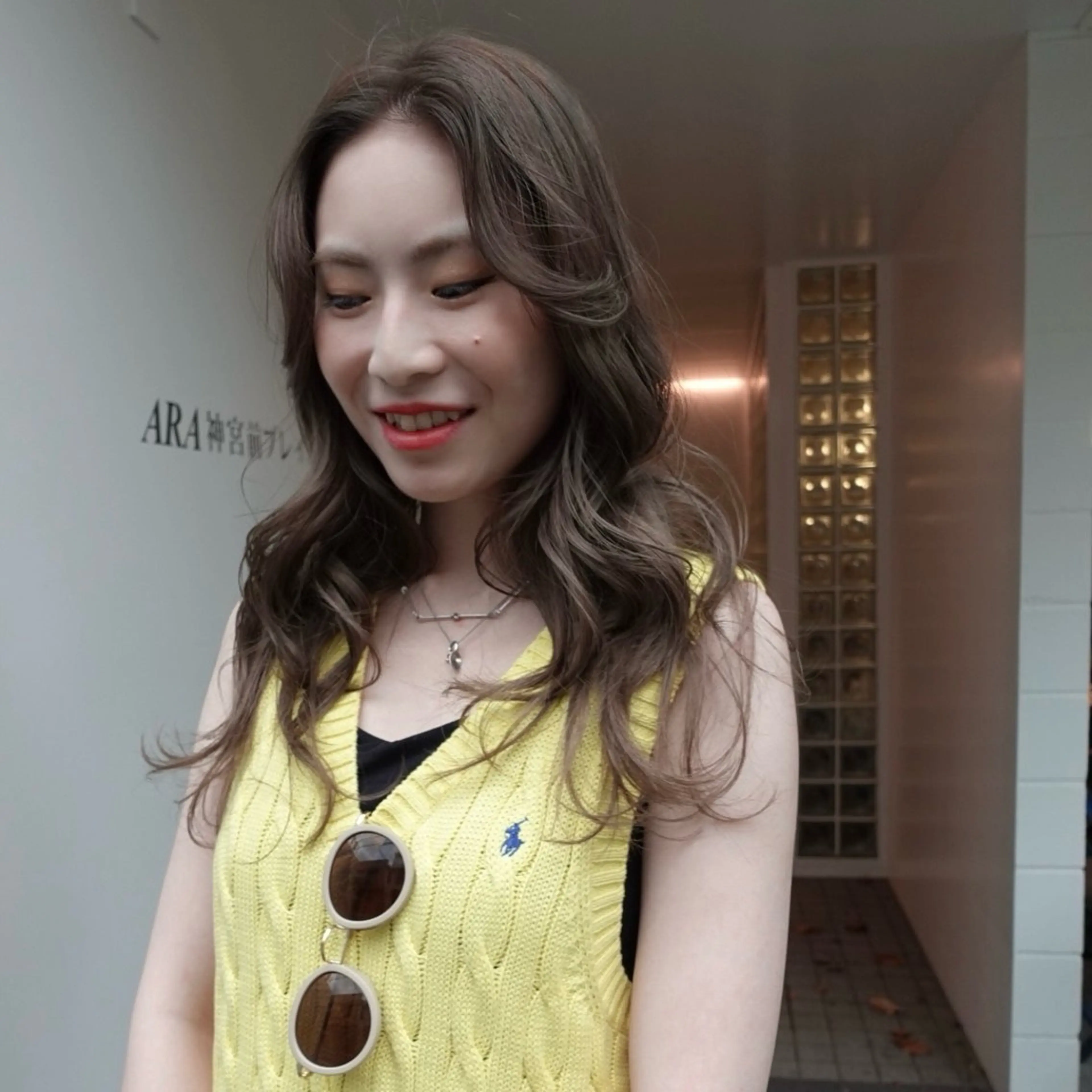 ロング カラー ヘアアレンジ ベージュカラー オリーブベージュ カット ヘアカラー トリートメント 🌐サトウ リョウ🌐のヘアスタイル