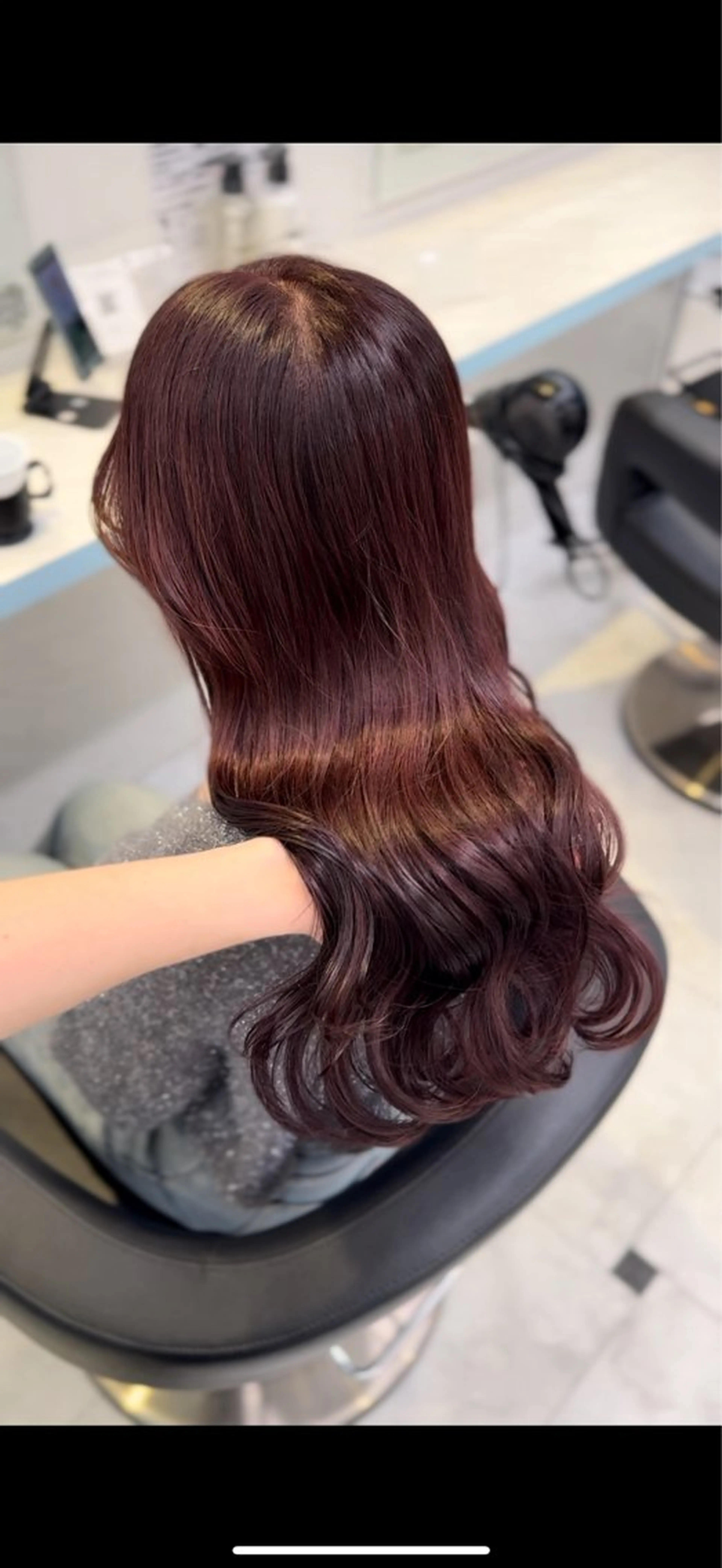 【🎀🪄︎︎憧れの韓国hairへ🪄︎︎🎀】 トレンド暖色系ワンカラー🩷➕オリジナルトリートメント➕コテ巻き🫧の写真