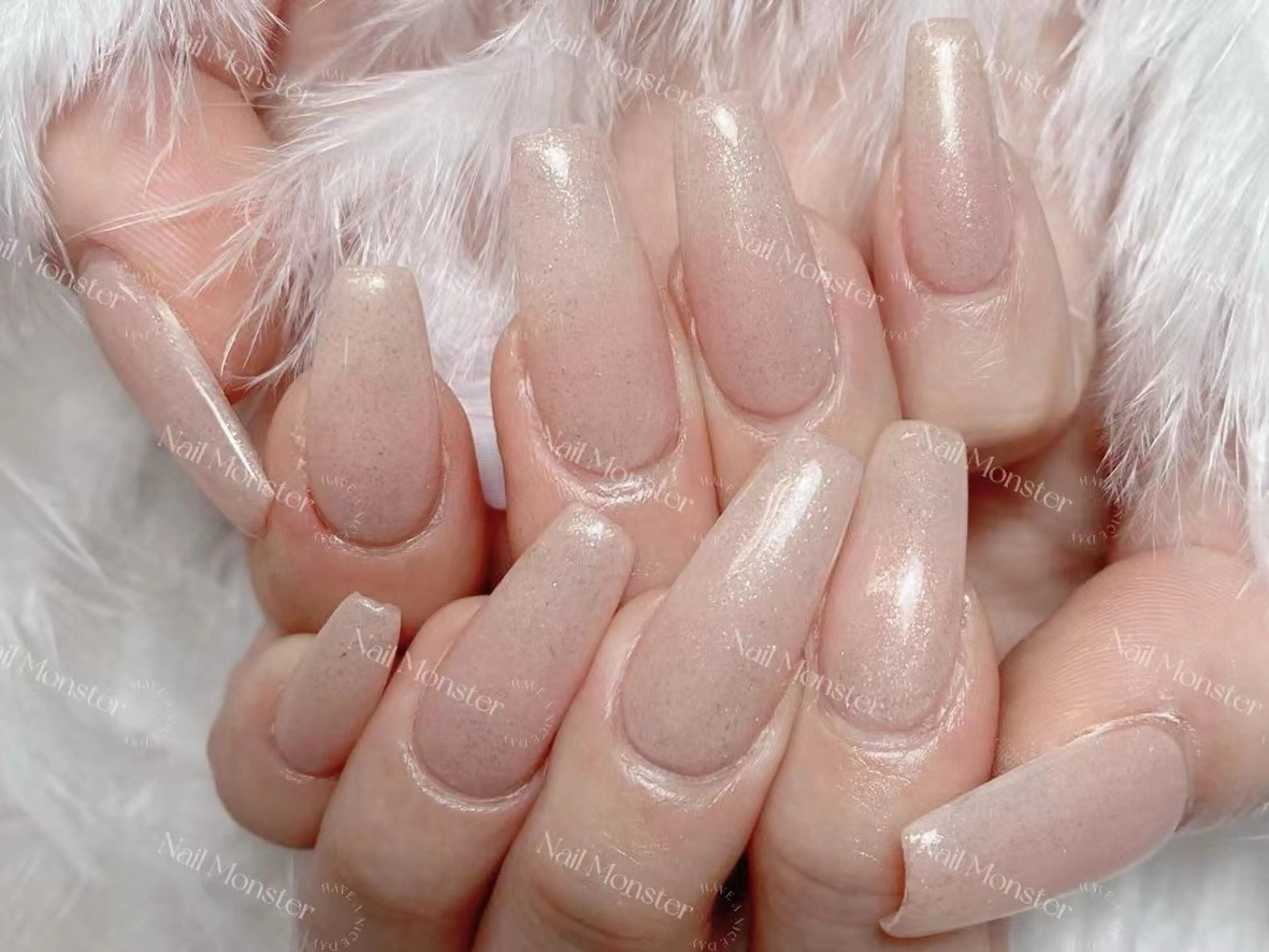 【11月オフ全て無料中】🌸ソフトジェルオフ無料❤✨スカルプ長さ出しワンカラー／ラメグラの写真