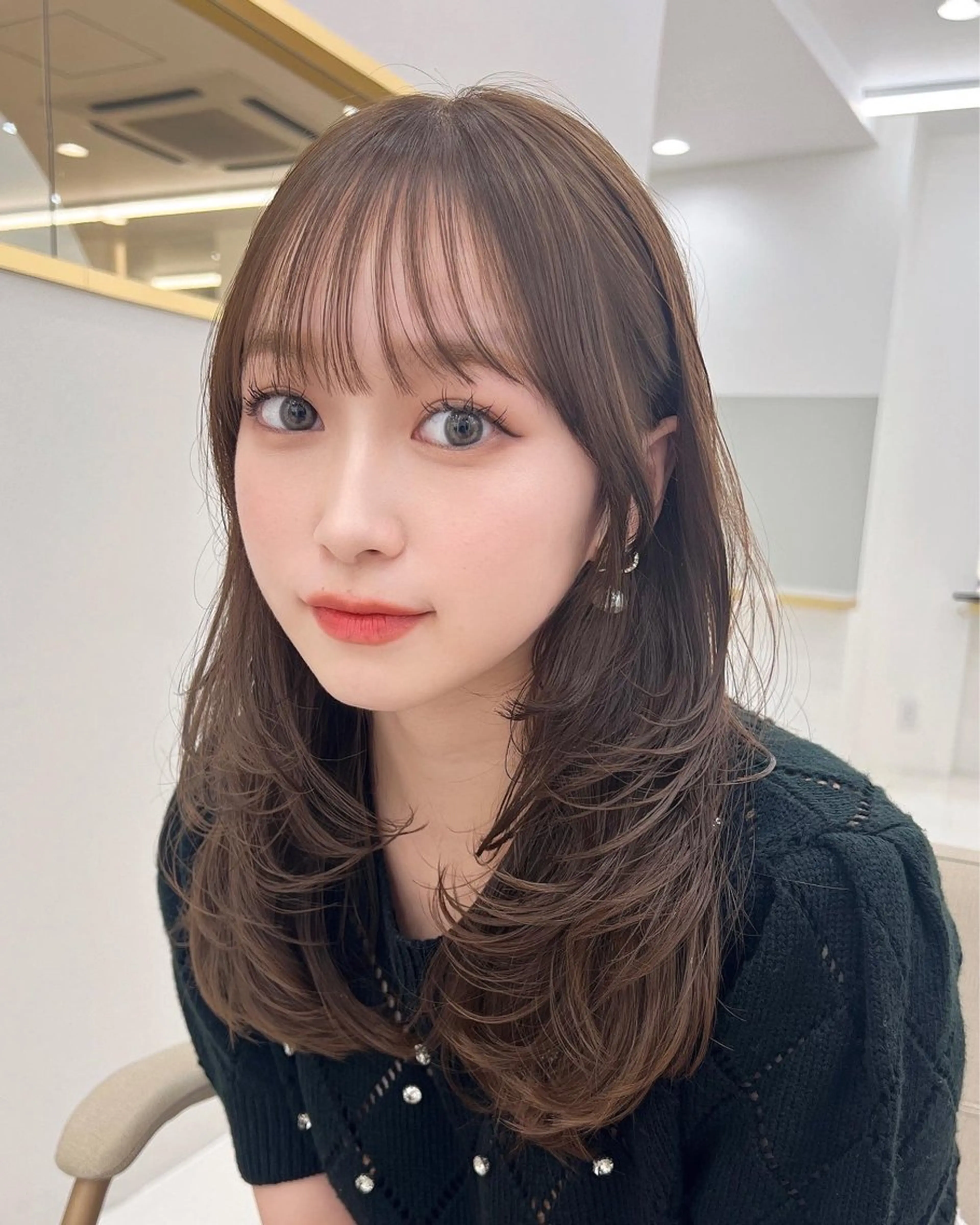 ミディアム 顔周りカット 韓国風ヘア レイヤーカット トリートメント MAEUL 【マウル】栄のヘアスタイル