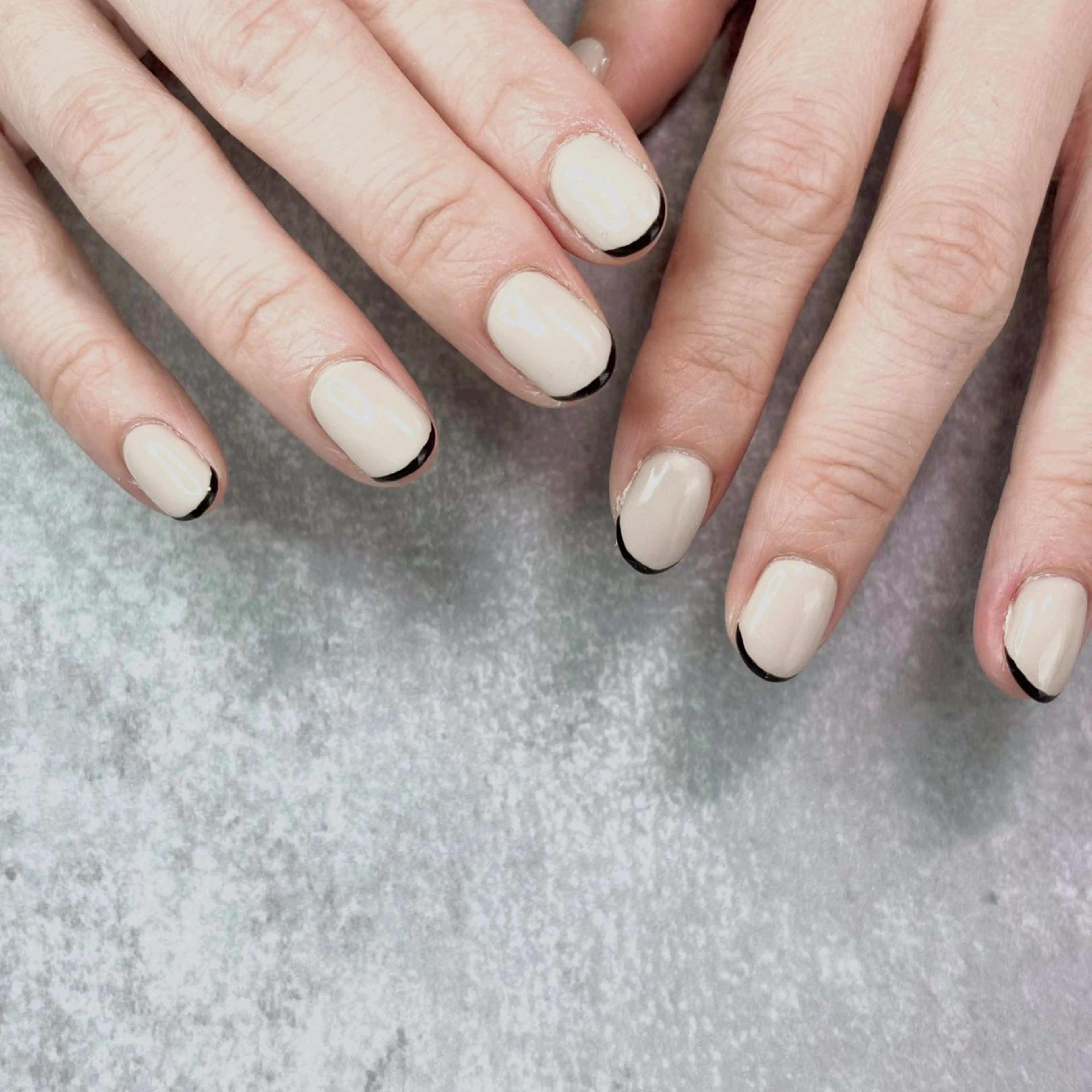 ネイル フレンチネイル 伊藤 優花のネイルデザイン