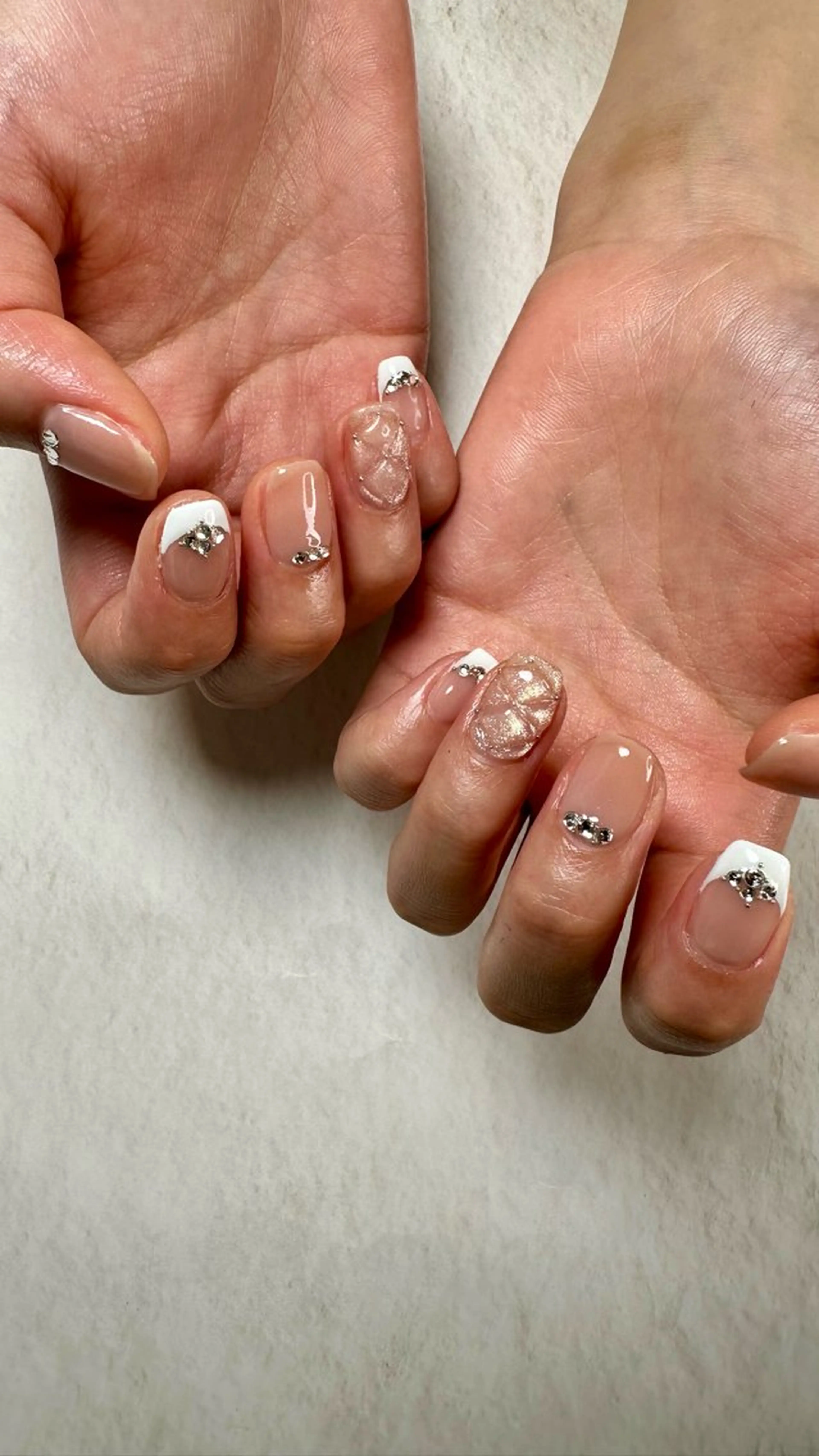 ネイル ニュアンスネイル ハンドネイル ハンドケア Atelier Ariのネイルデザイン