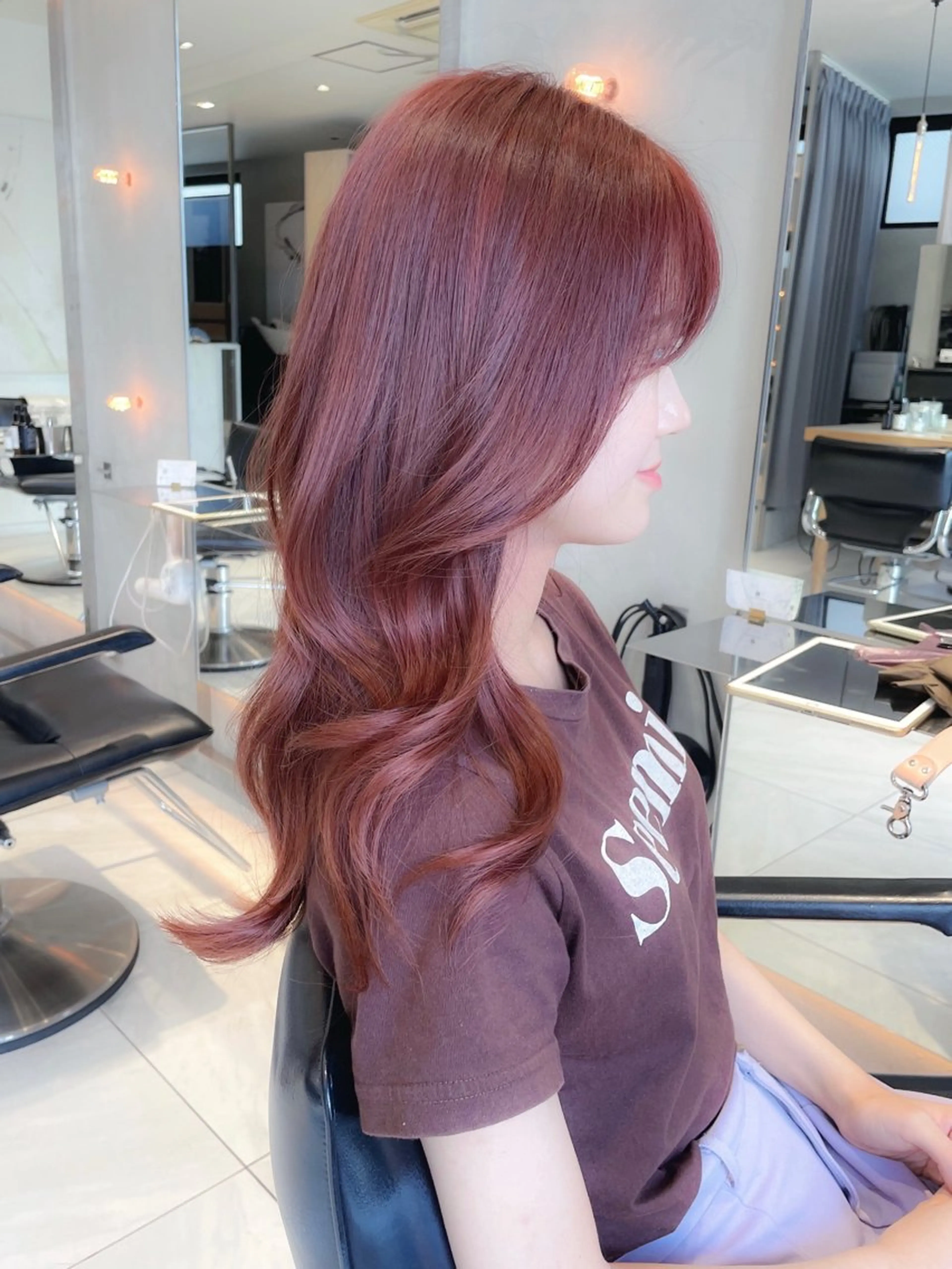 セミロング カラー ヘアカラー ワンホン/韓国ヘア 🤍amiのヘアスタイル