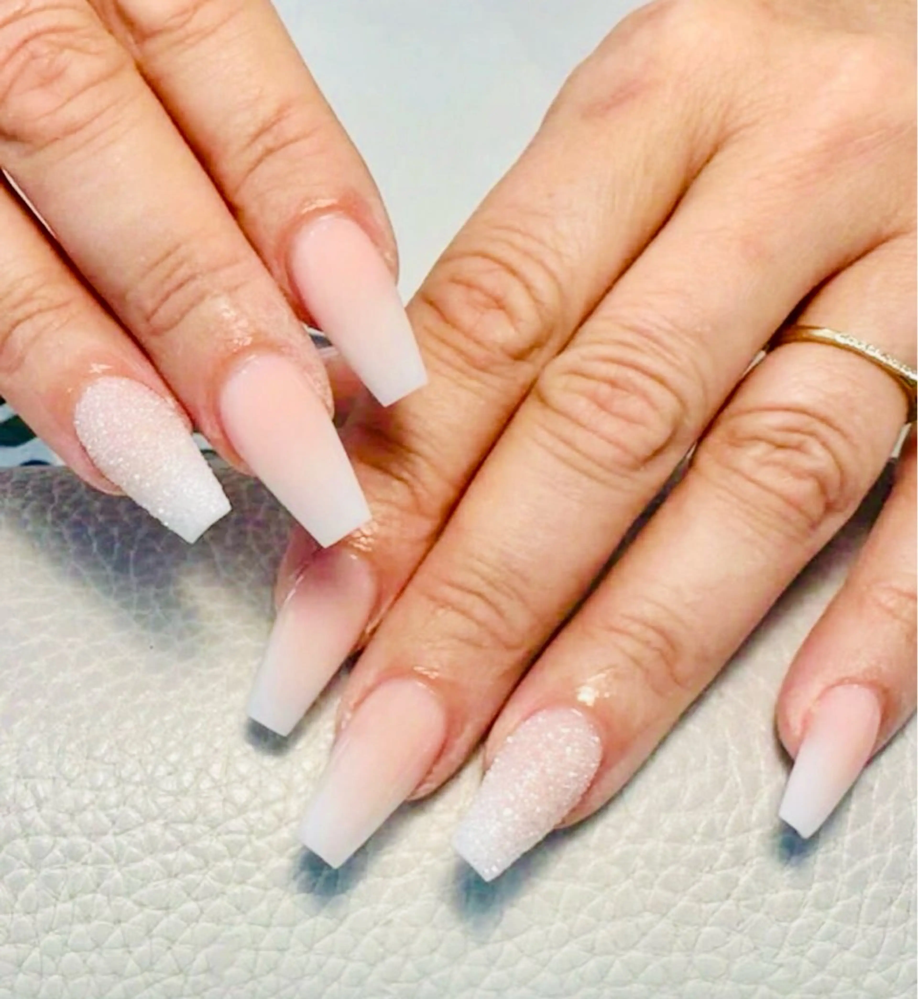 ネイル スカルプネイル キラリネイル 本厚木のネイルデザイン