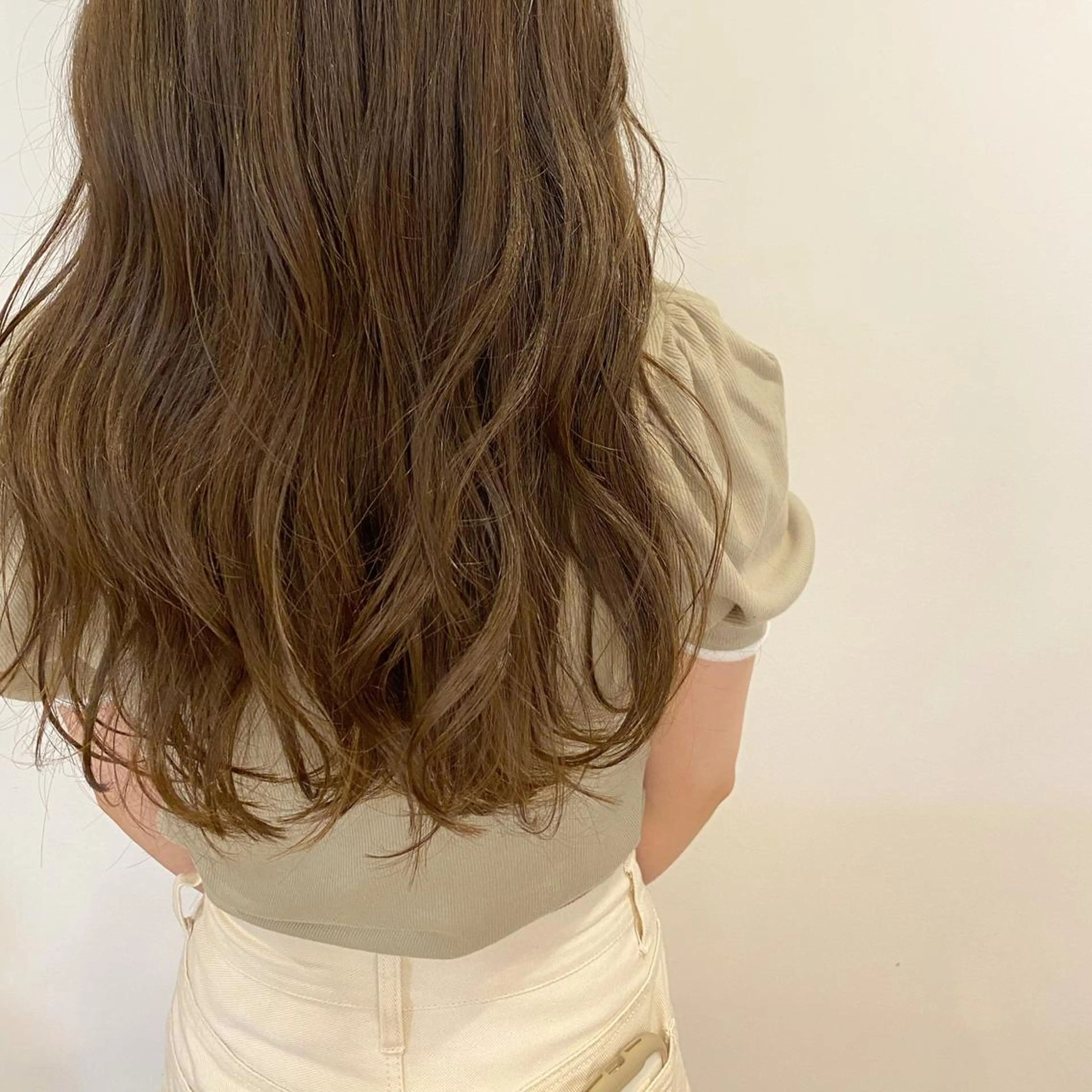 ロング カラー ベージュカラー カット ヘアカラー H梅田 / 811 堀本菜奈のヘアスタイル