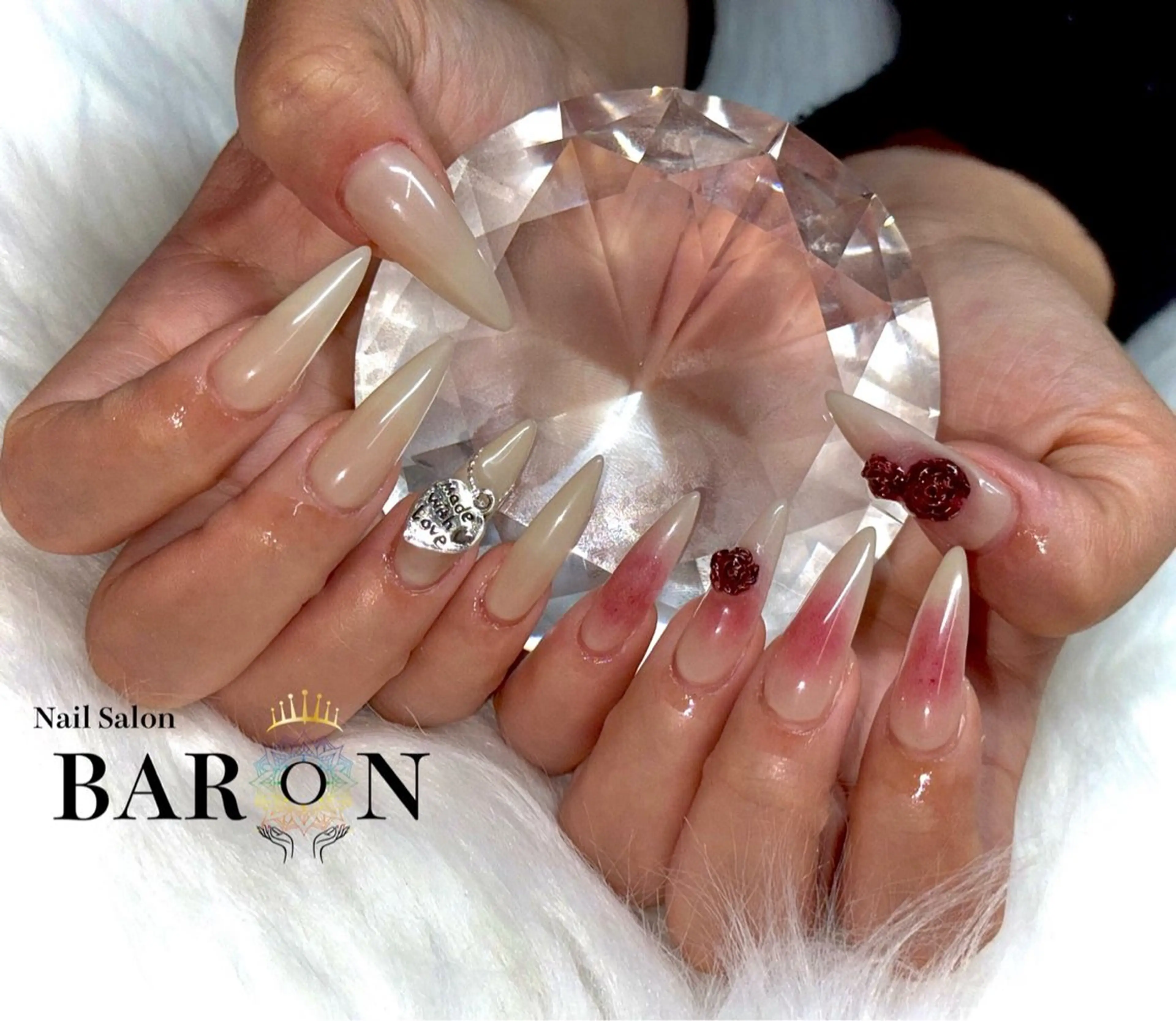 ロング ハンドネイル BARON SAKIのネイルデザイン