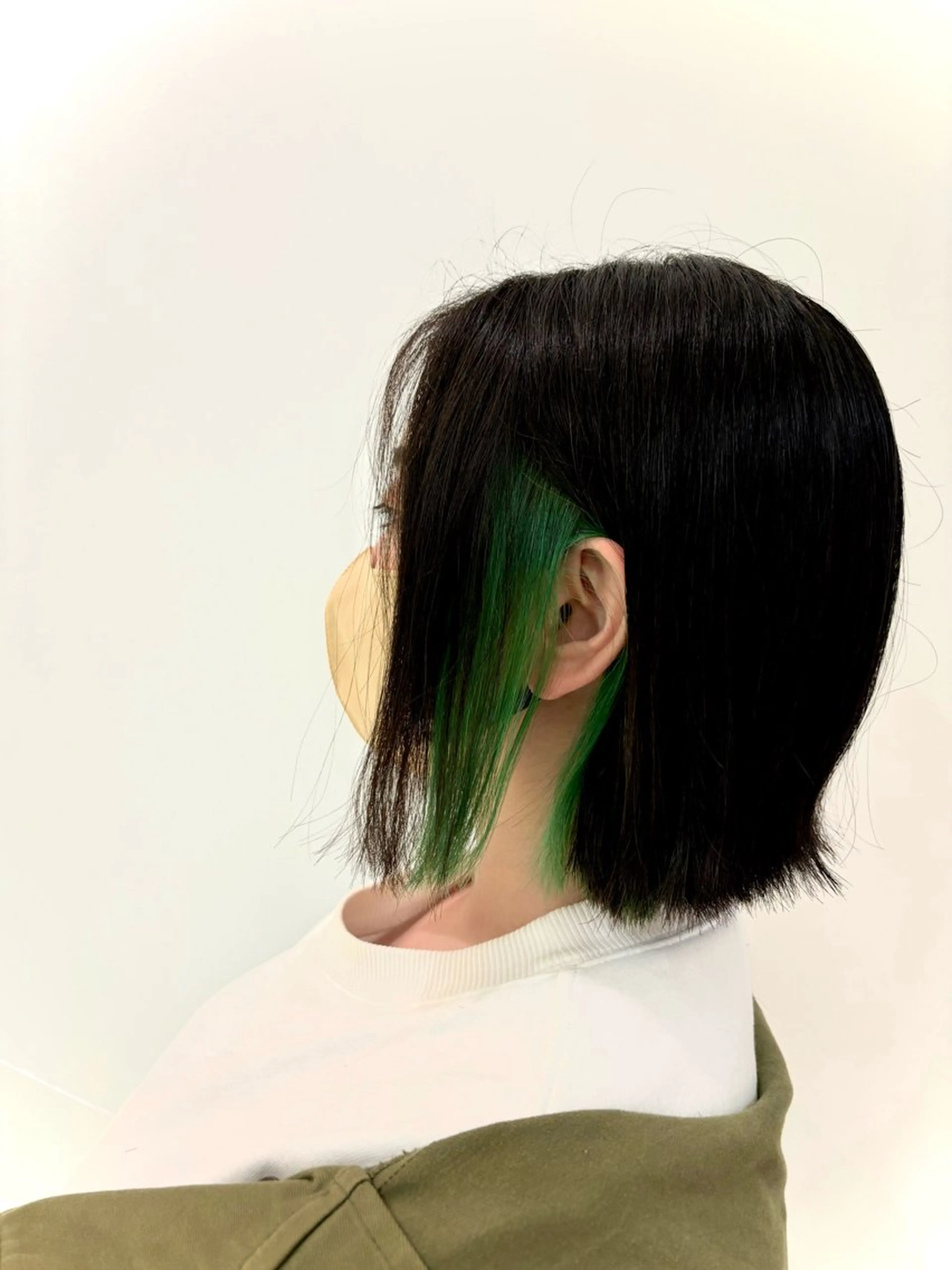 ショート カラー イヤリングカラー friend's麻生店所属・吉田 未来のヘアスタイル